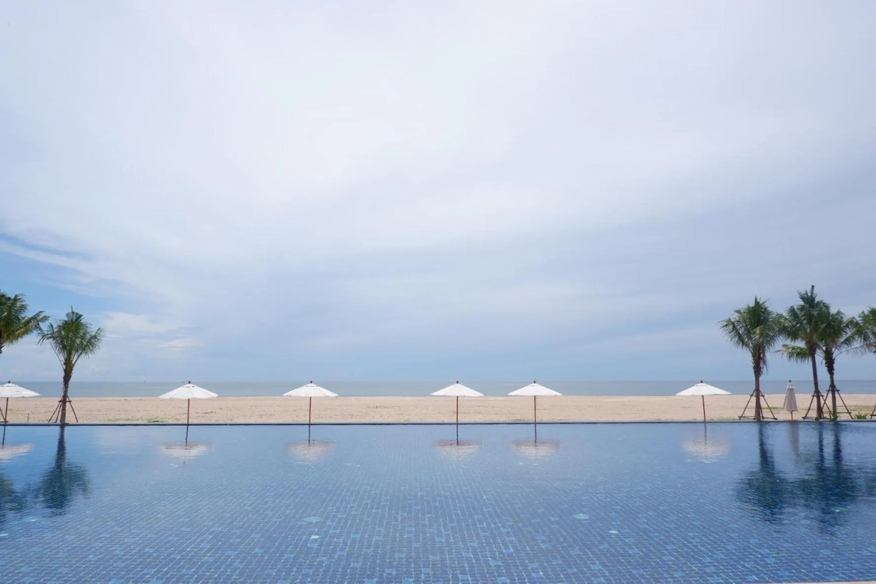 Pool view in Sea Sand Sun Hua Hin by JC Kevin Hotel & Resort