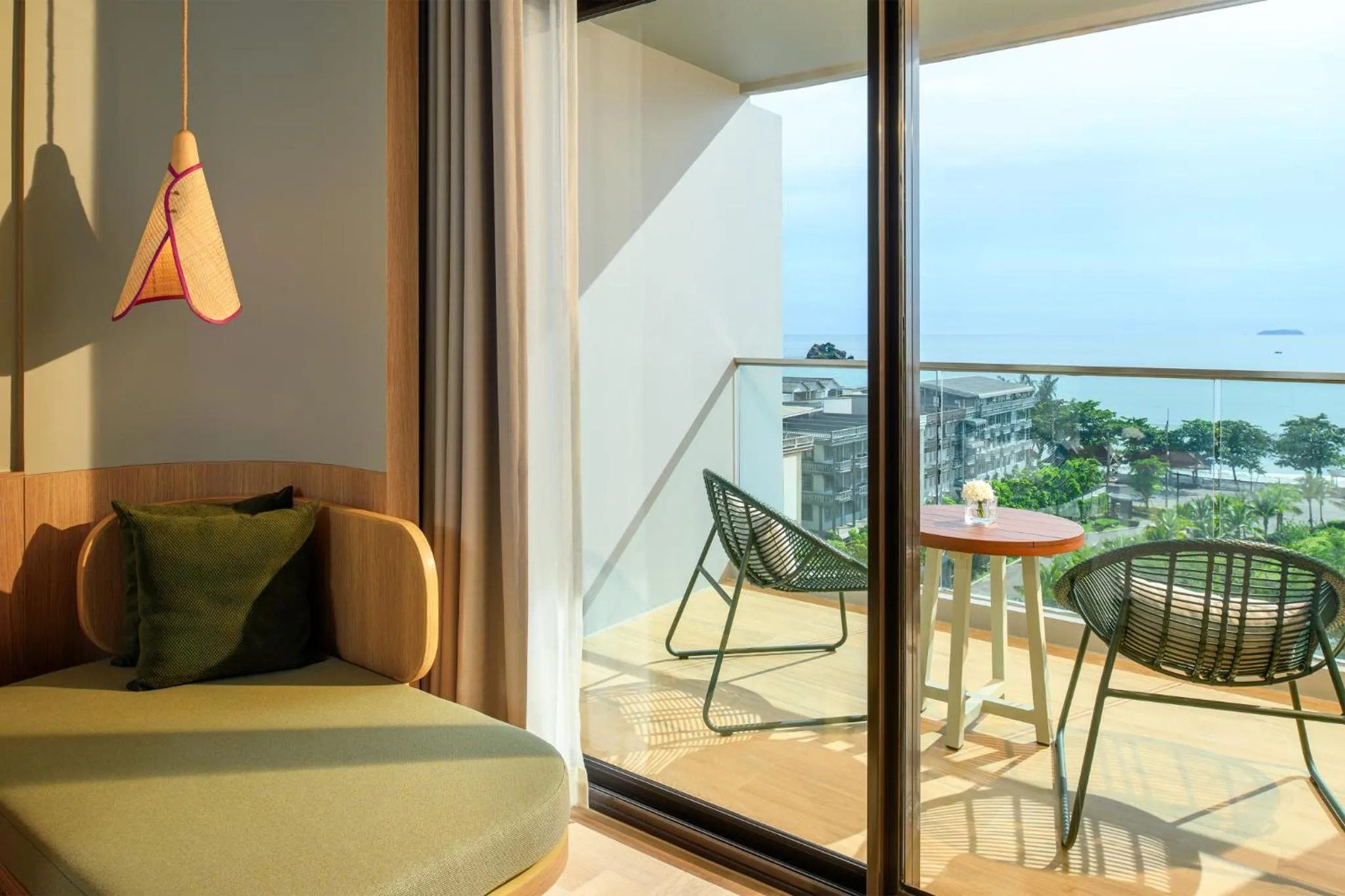 Living room in Mercure Rayong Lomtalay Villas & Resort
