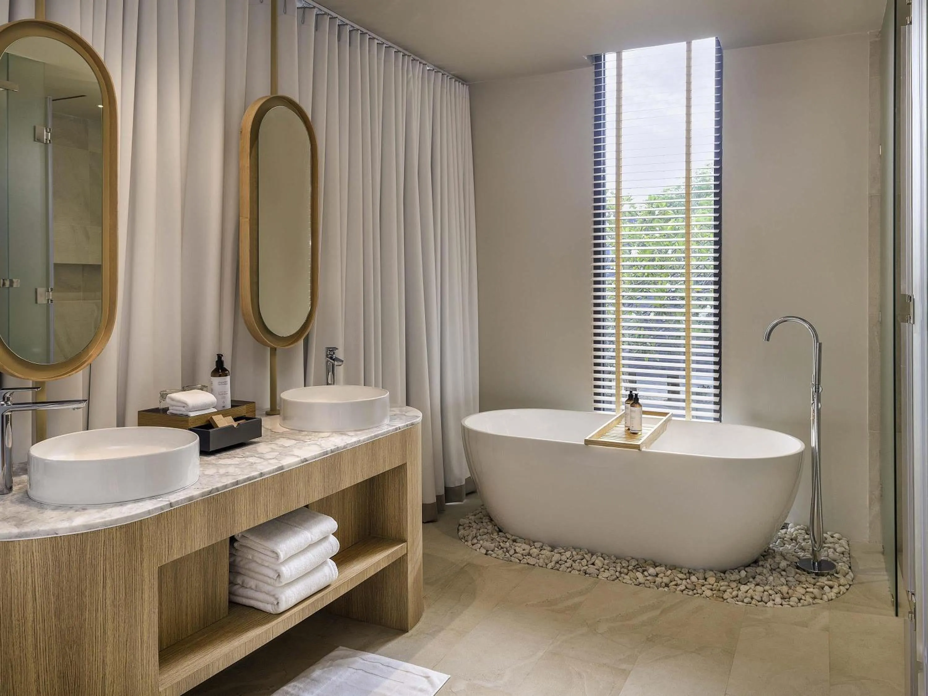 Bedroom in Mercure Rayong Lomtalay Villas & Resort