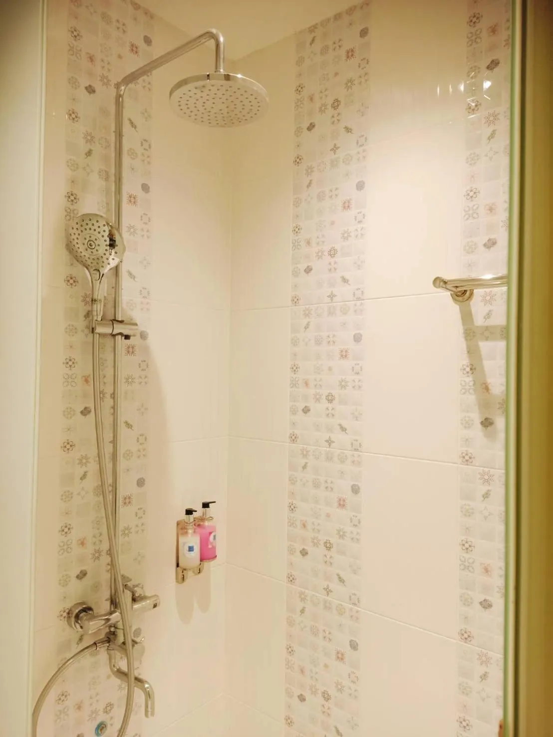Shower in Icon Hotel Hatyai