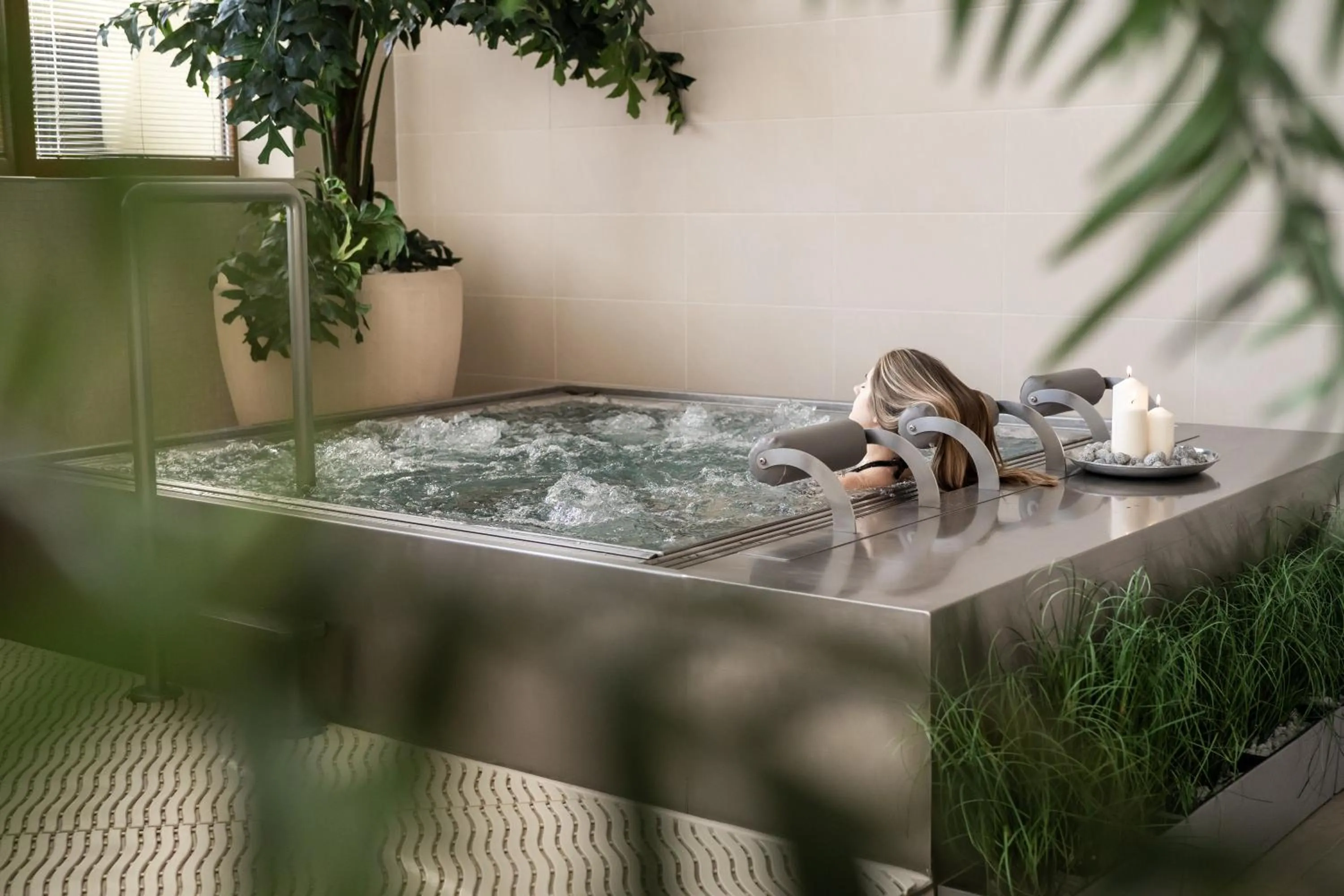 Hot Tub in Hotel Sladovna