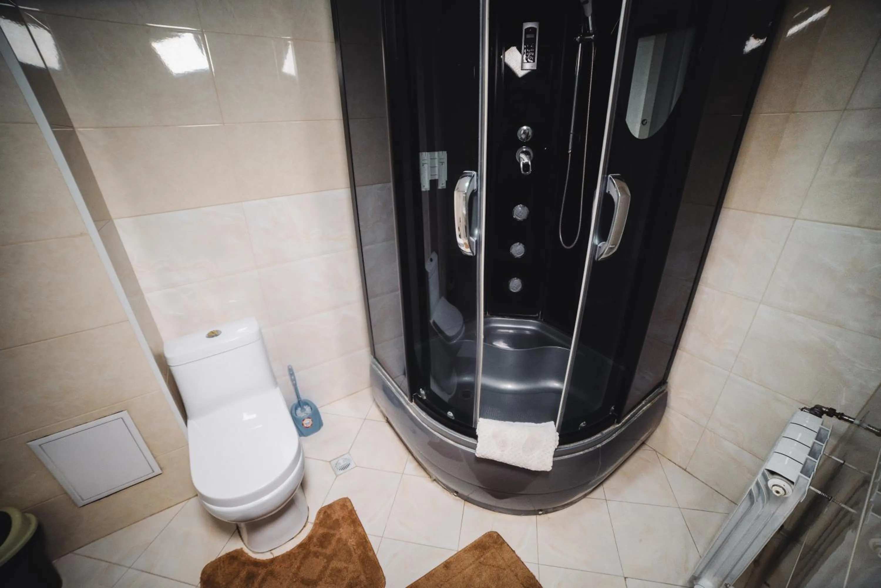 Shower in Sunrise Osh