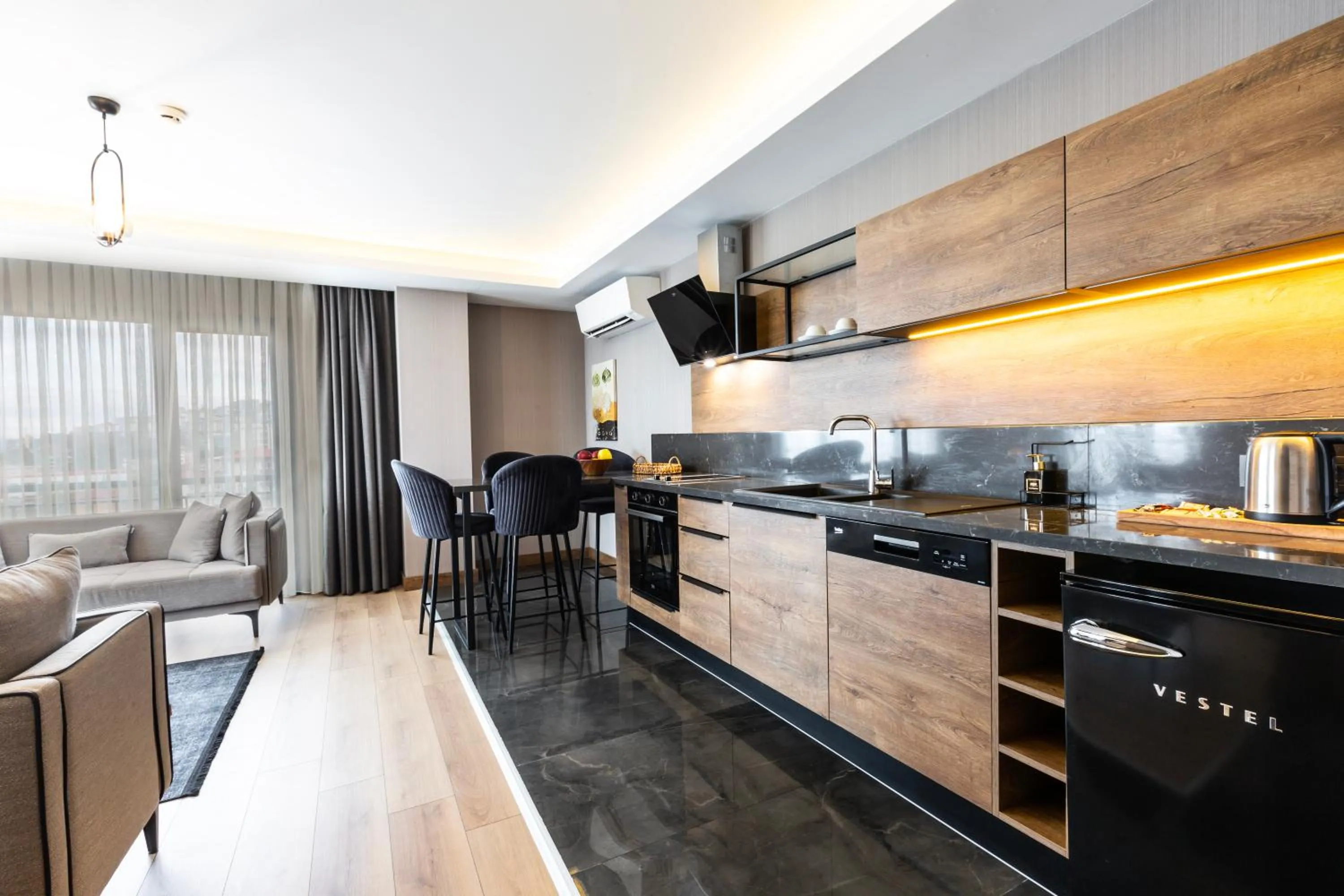 Kitchen or kitchenette in NEHİR OTEL