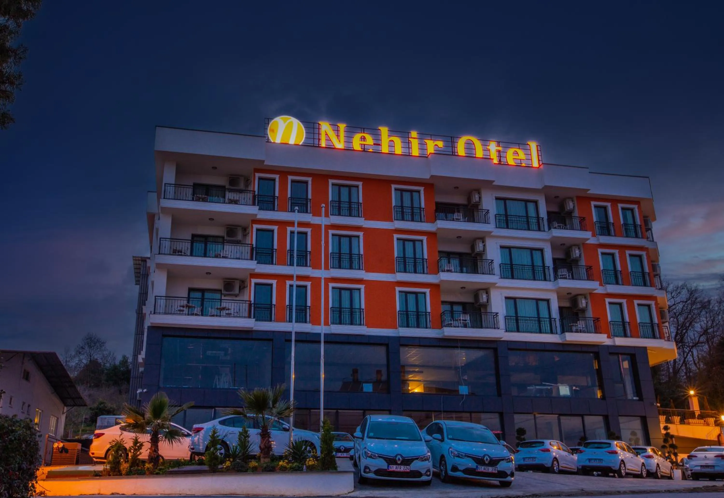 Night in NEHİR OTEL