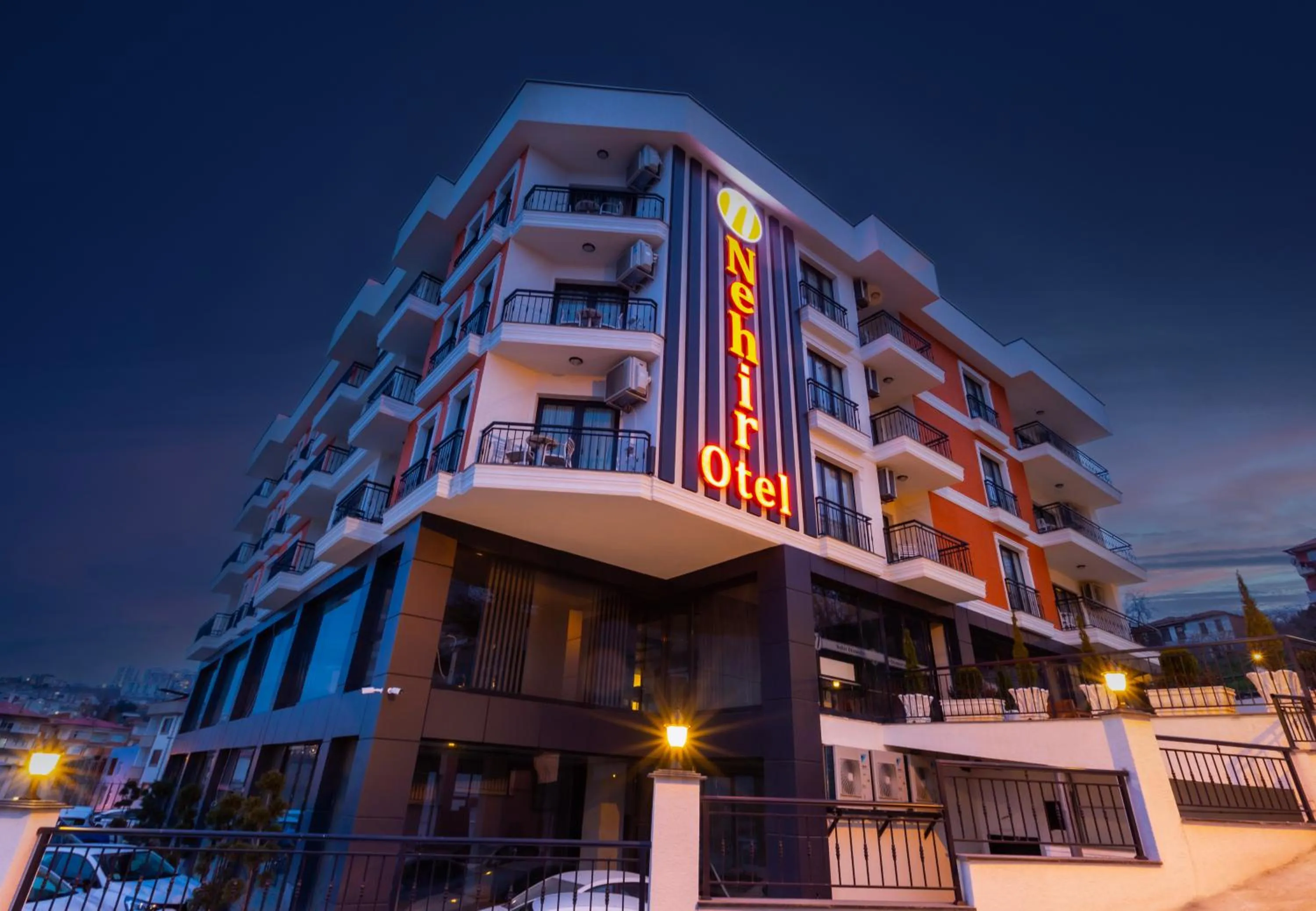 Night in NEHİR OTEL