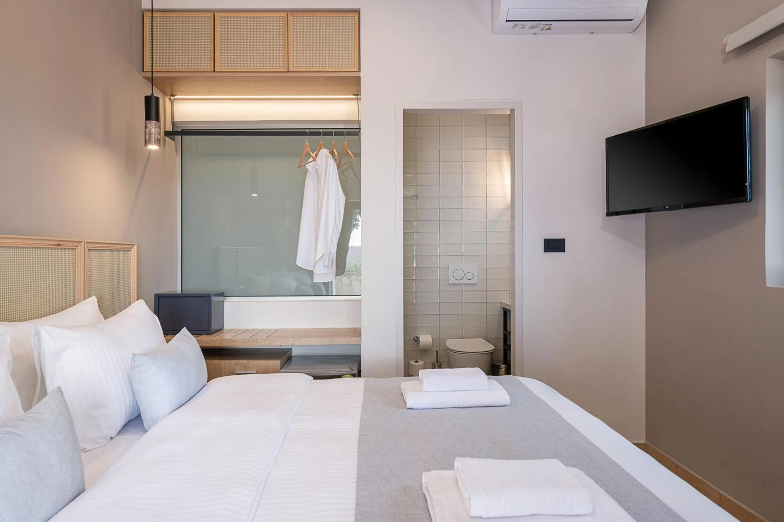 Bed in Elafonisi Resort by Kalomirakis Family