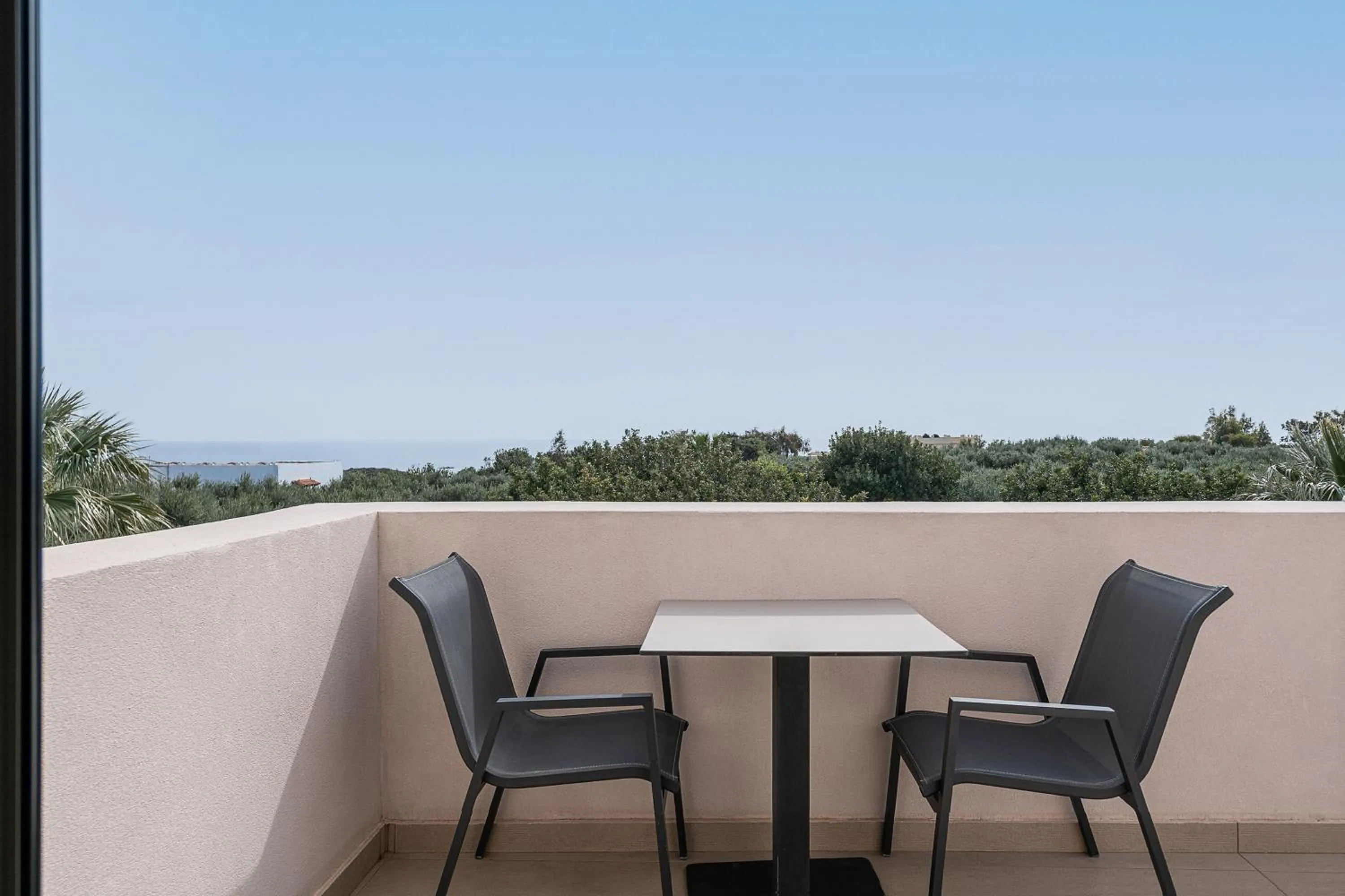 Garden in Elafonisi Resort by Kalomirakis Family