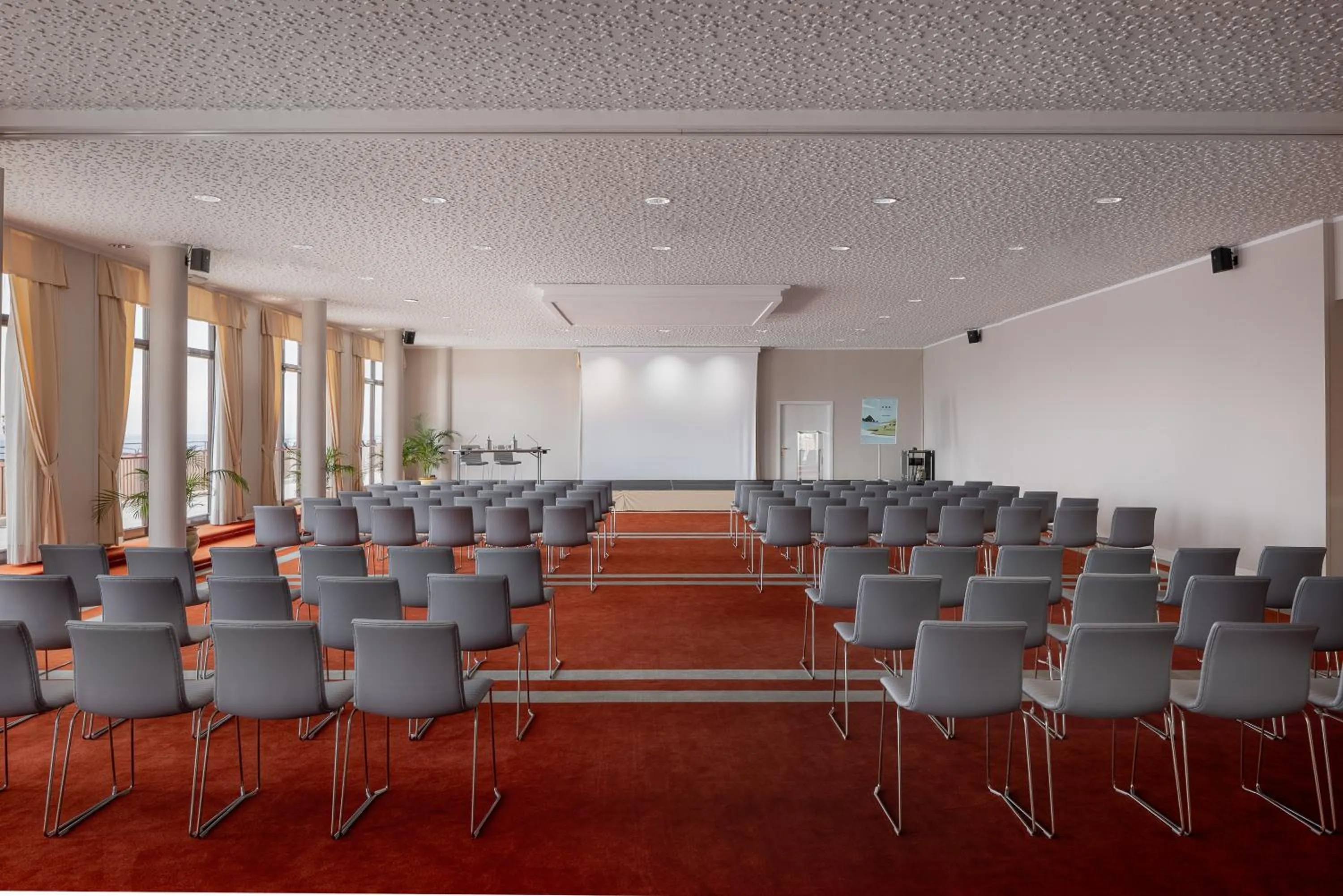 Business facilities in UNA Hotels Capotaormina