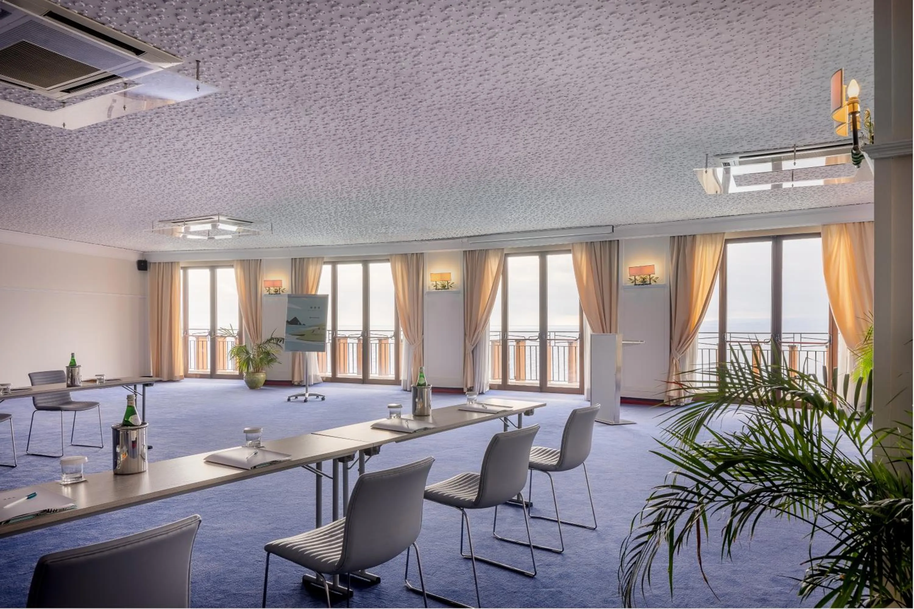 Business facilities in UNA Hotels Capotaormina