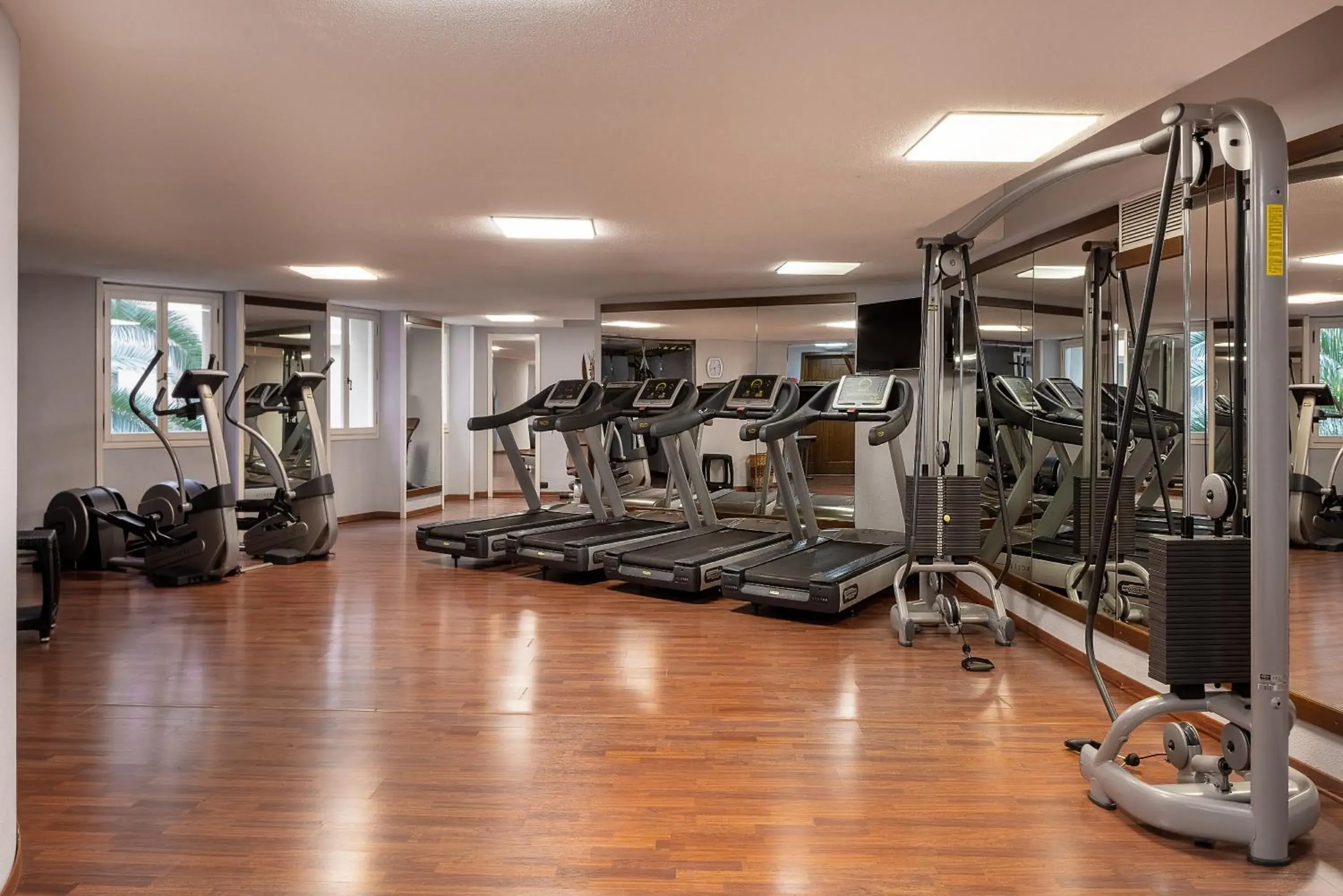 Fitness centre/facilities in UNA Hotels Capotaormina Fitness centre/facilities in UNA Hotels Capotaormina
