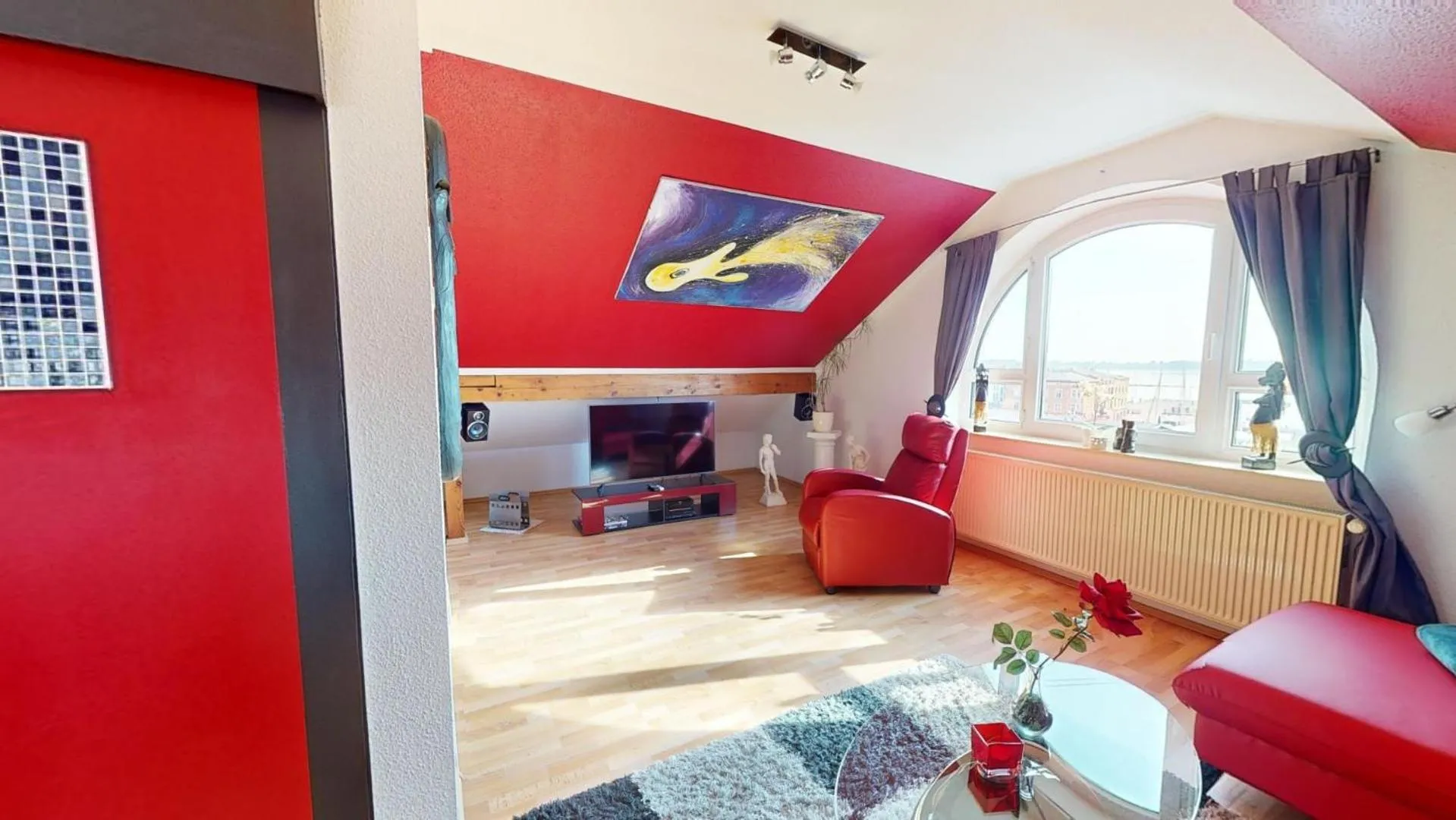 TV and multimedia in Apartments am Sund