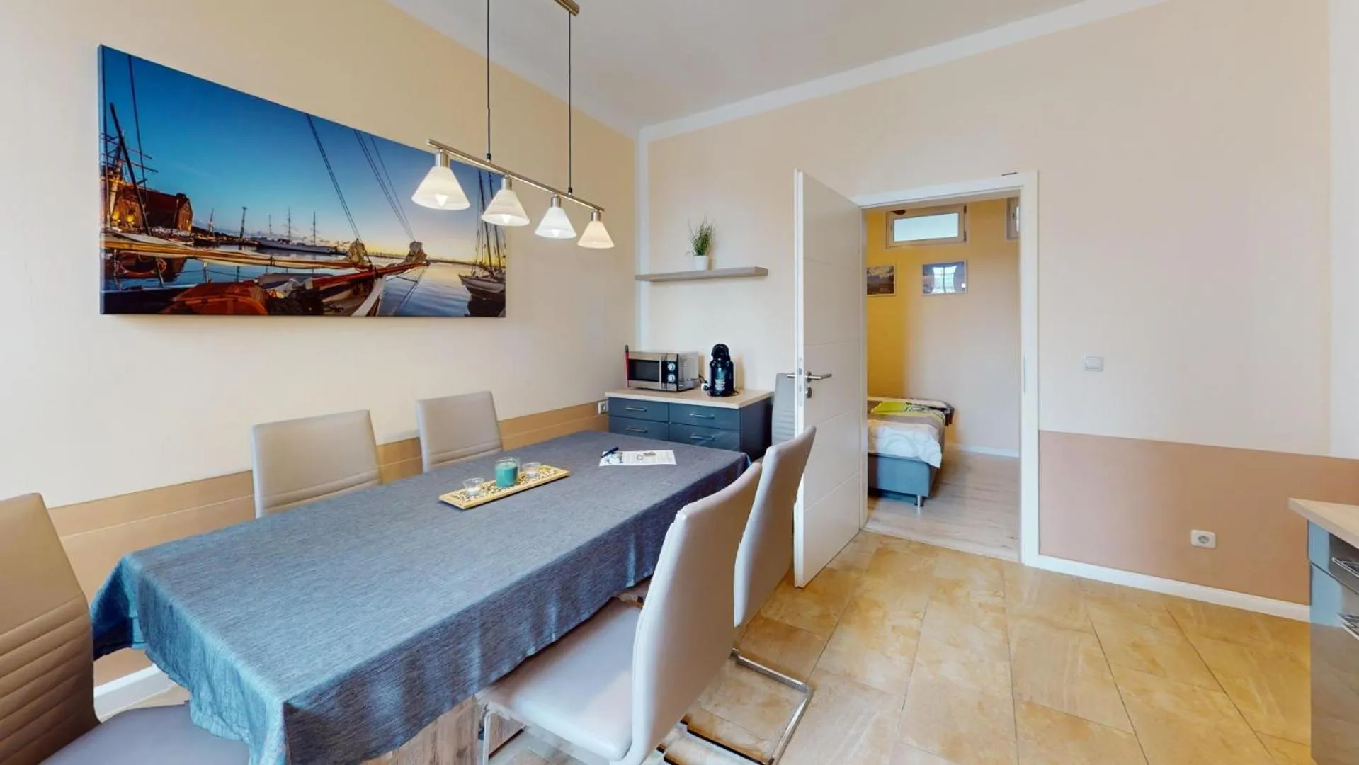 Dining area in Apartments am Sund