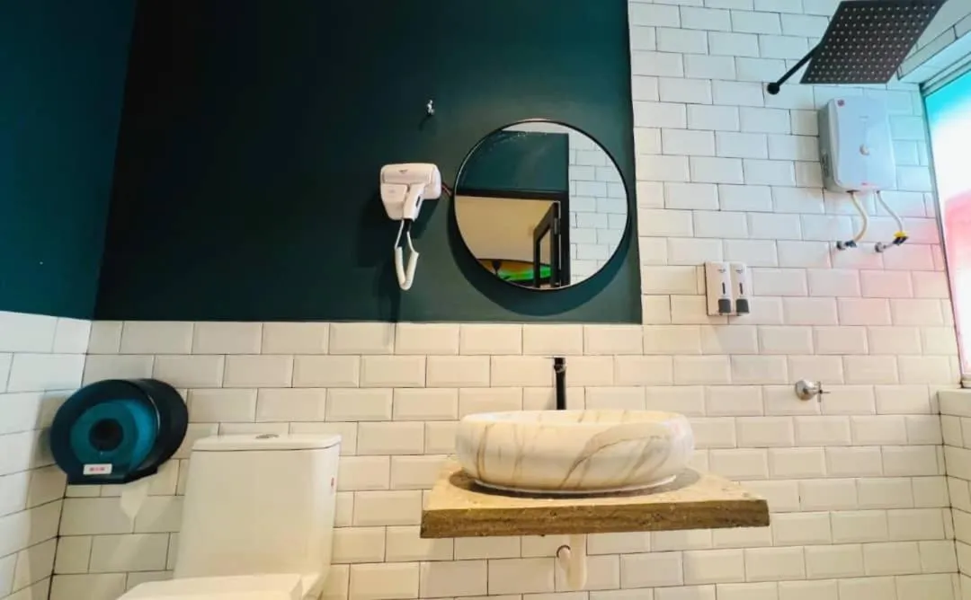 Shower in Smile Hotel Balakong Kajang