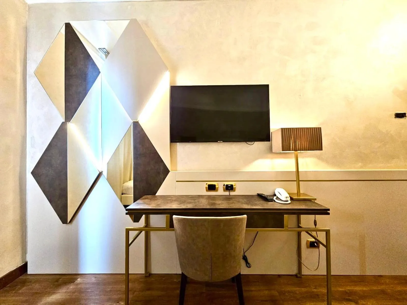 TV and multimedia in Hotel Mythos