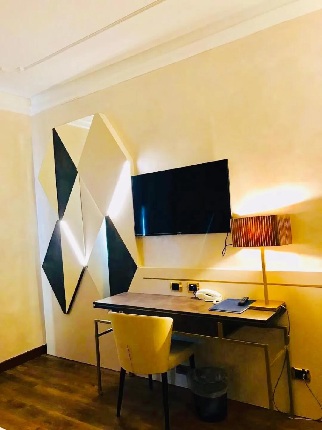 TV and multimedia in Hotel Mythos