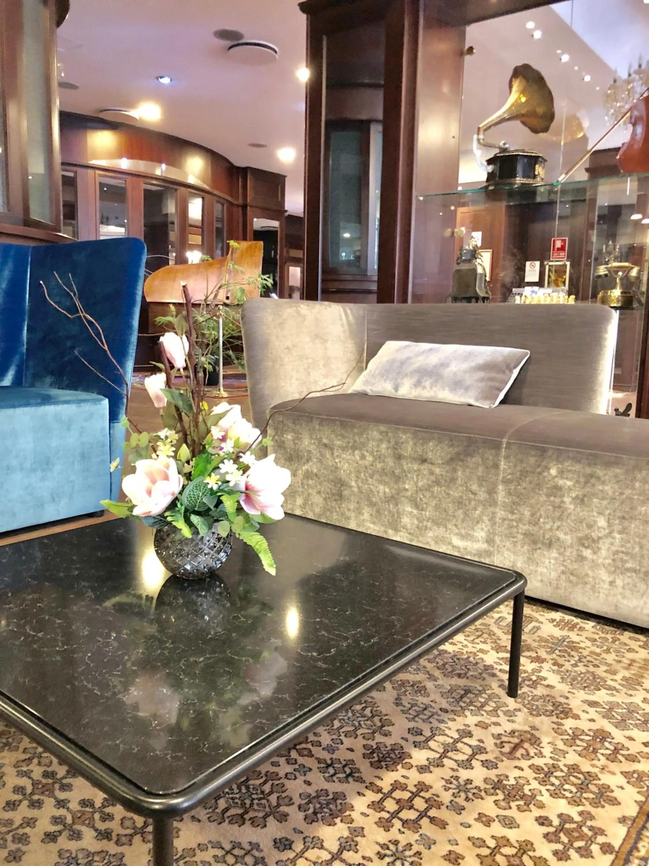 Lobby or reception in Hotel Mythos