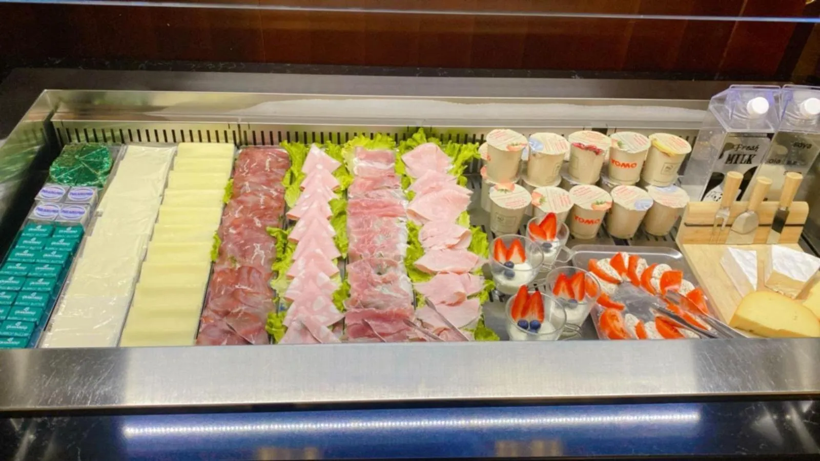 Breakfast in Hotel Mythos