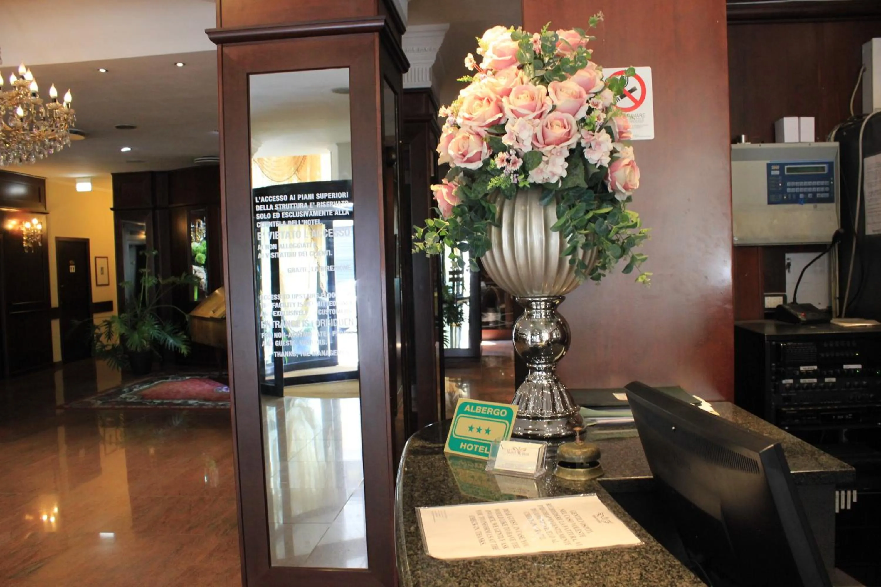 Lobby or reception in Hotel Mythos