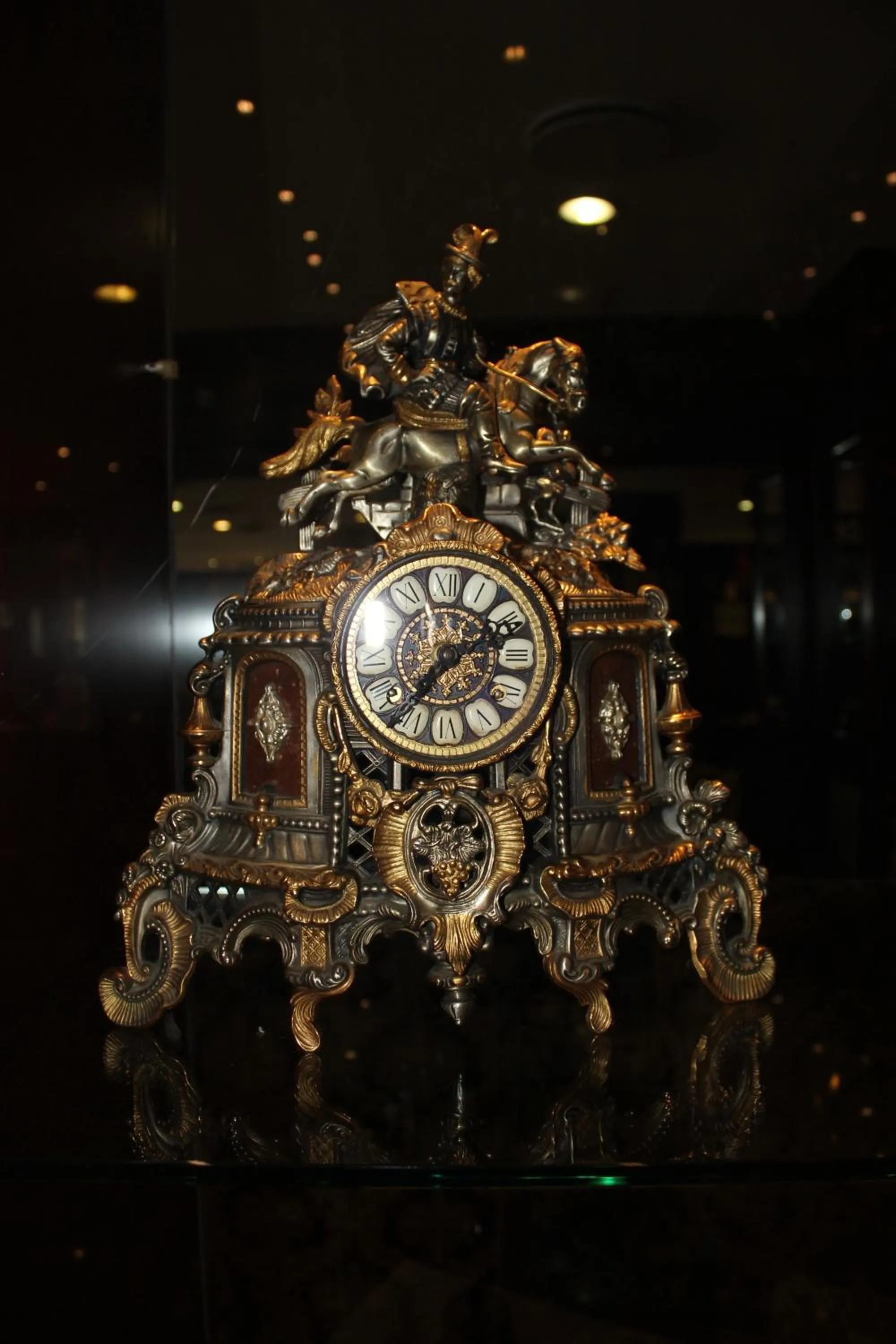 Decorative detail in Hotel Mythos