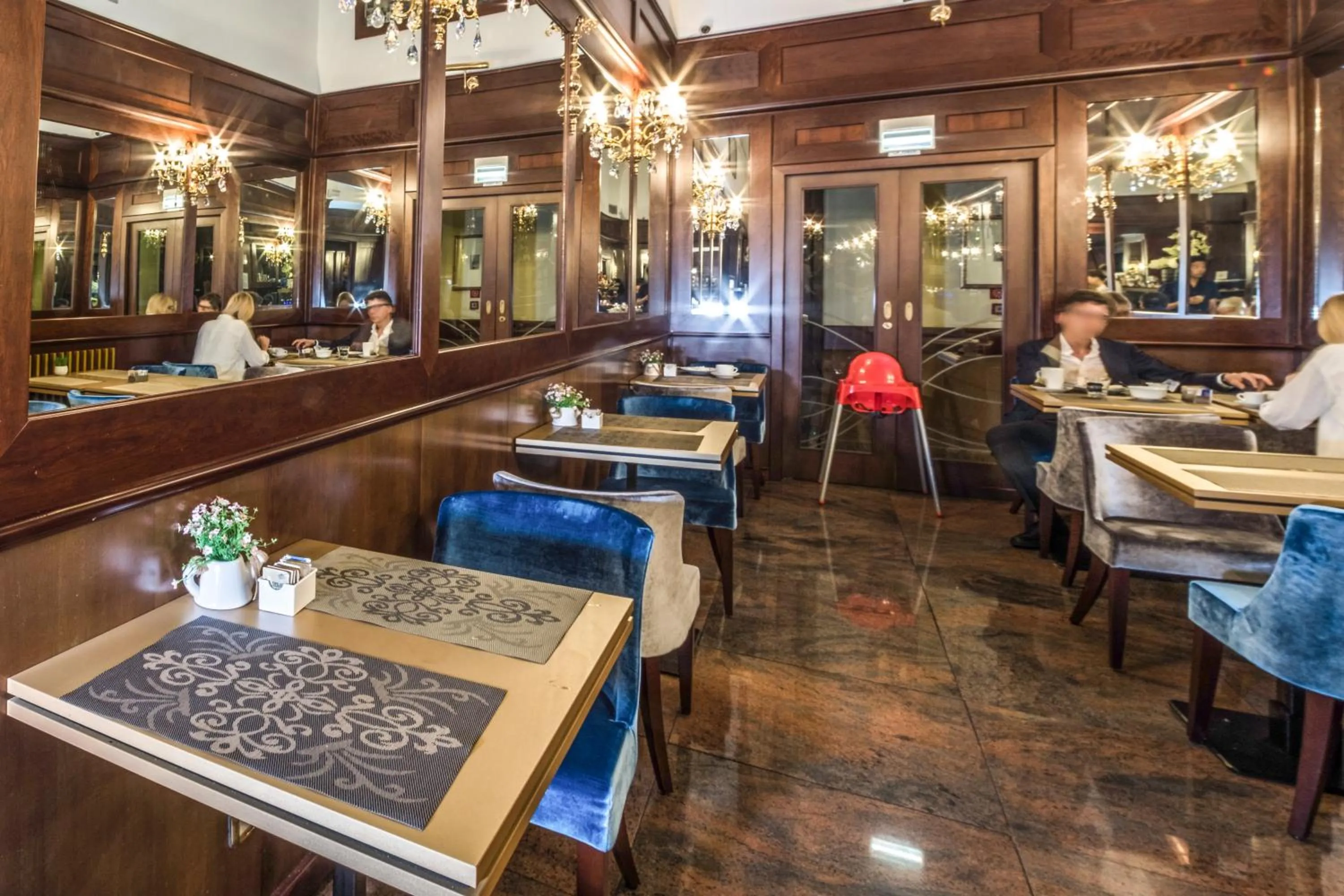 Lounge or bar in Hotel Mythos