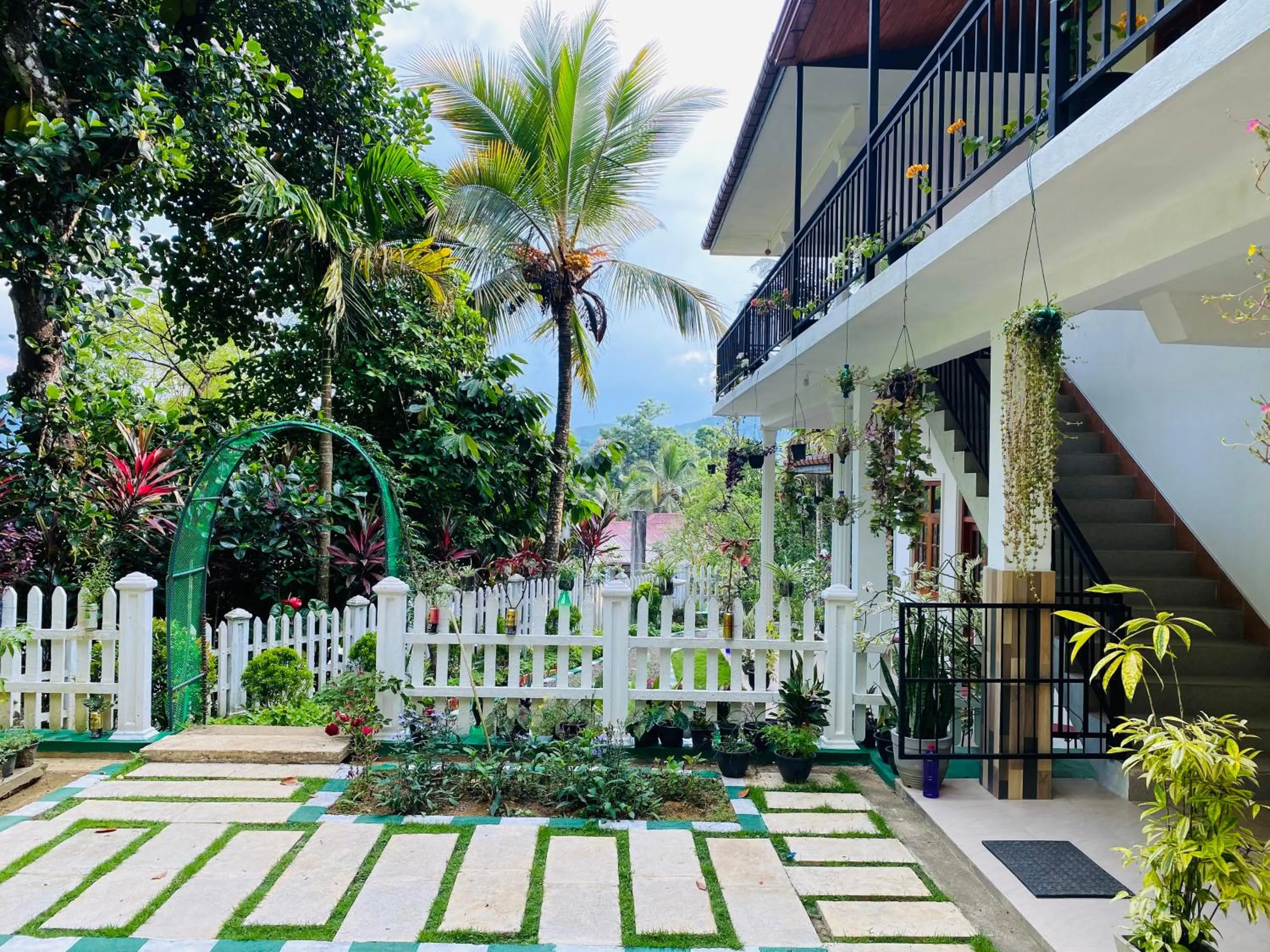 Carmel Hill Resort
