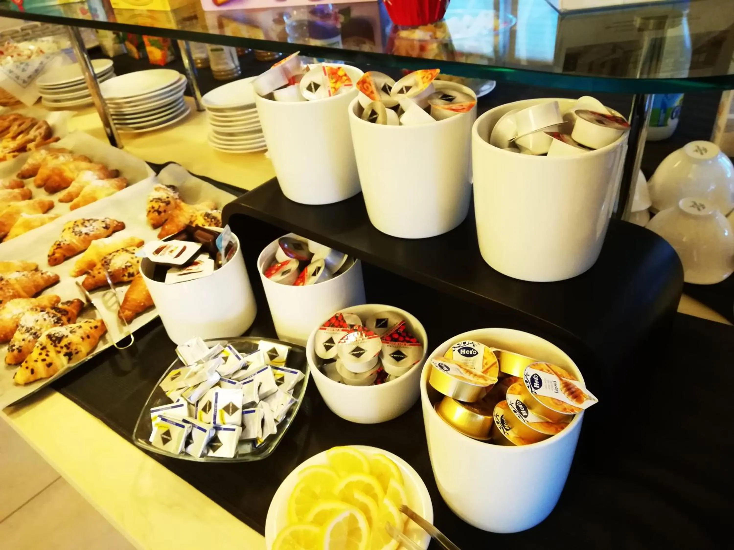 Breakfast in Hotel Fiera Milano