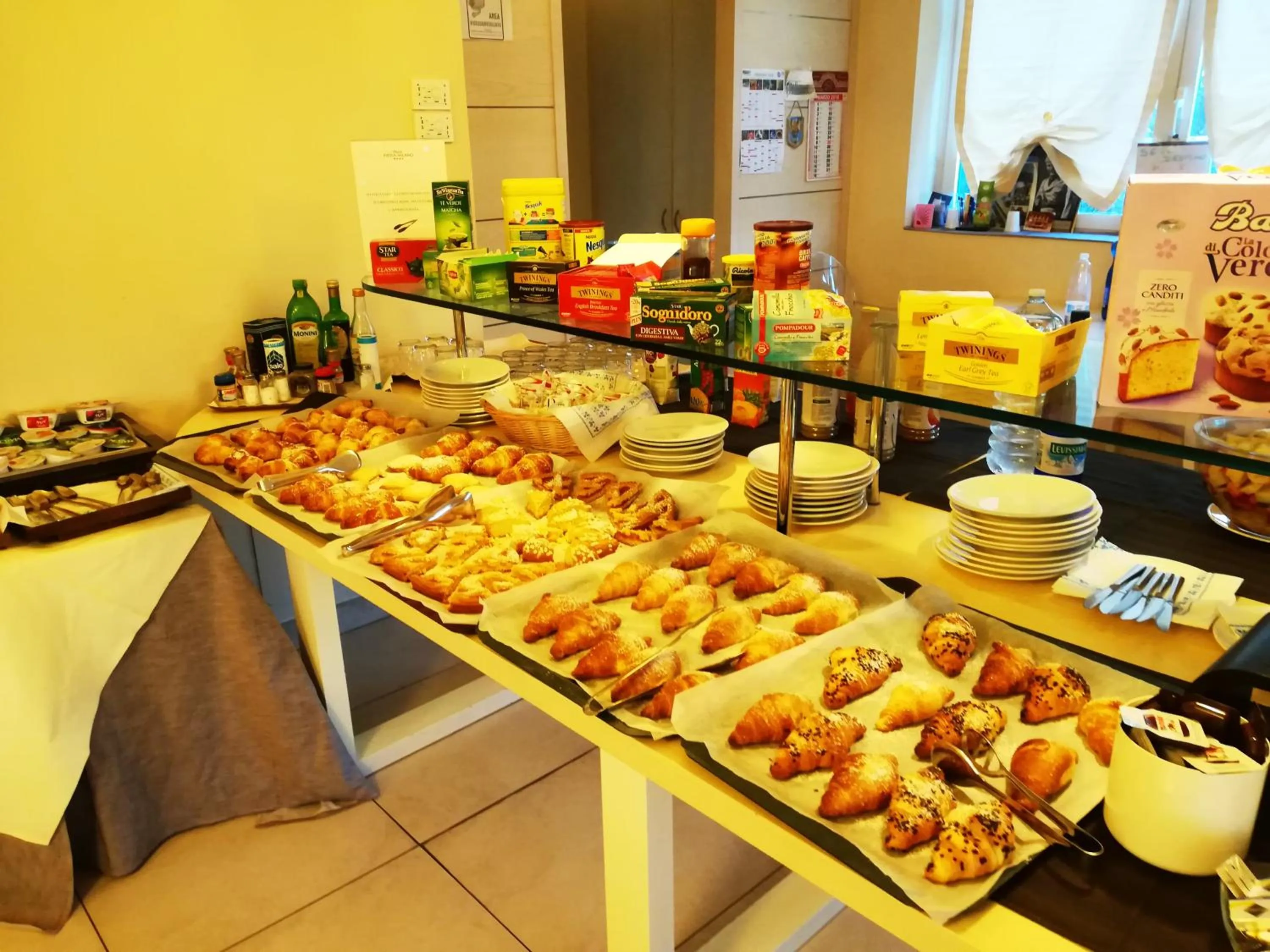 Breakfast in Hotel Fiera Milano