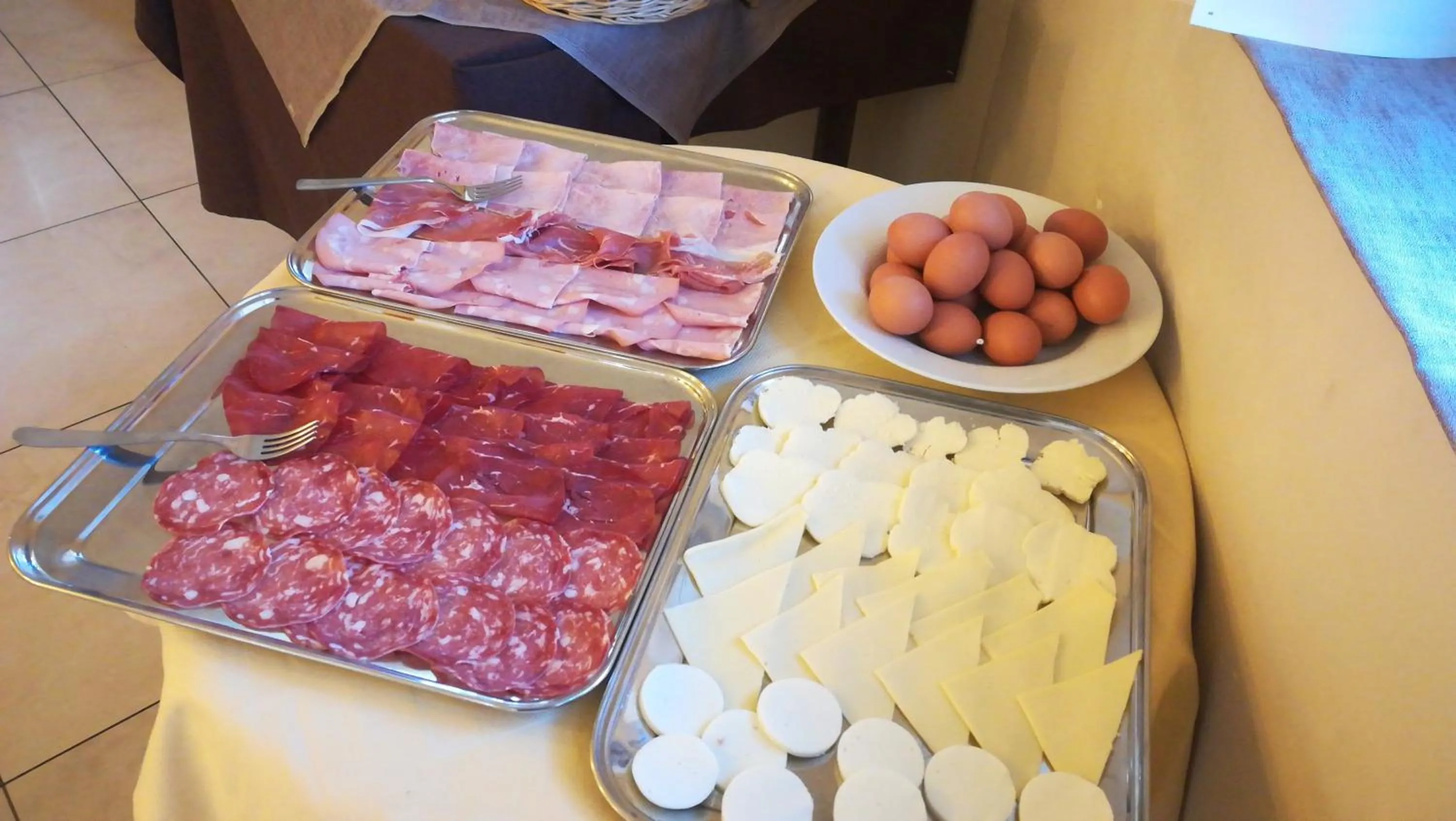 Breakfast in Hotel Fiera Milano