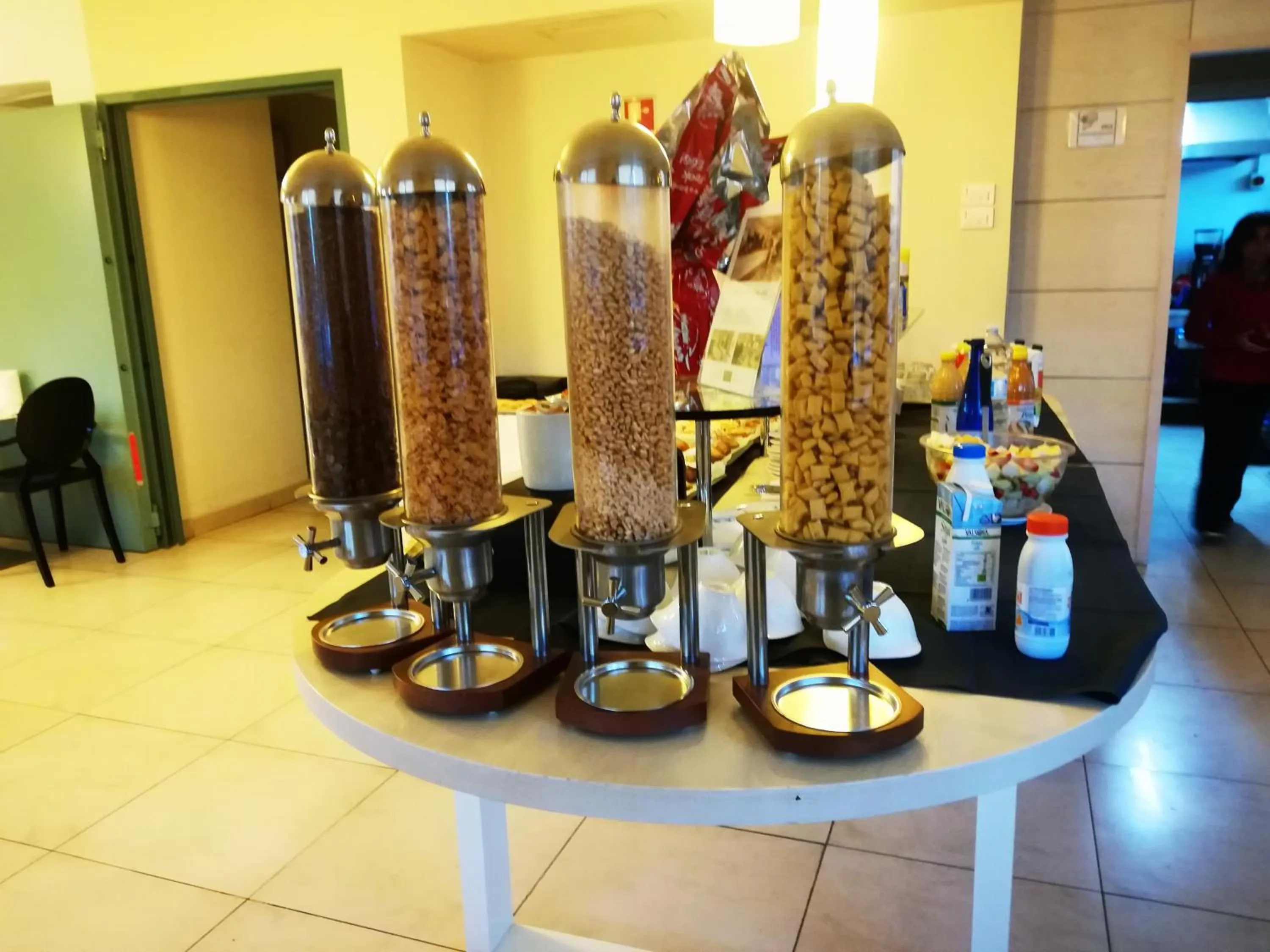 Breakfast in Hotel Fiera Milano