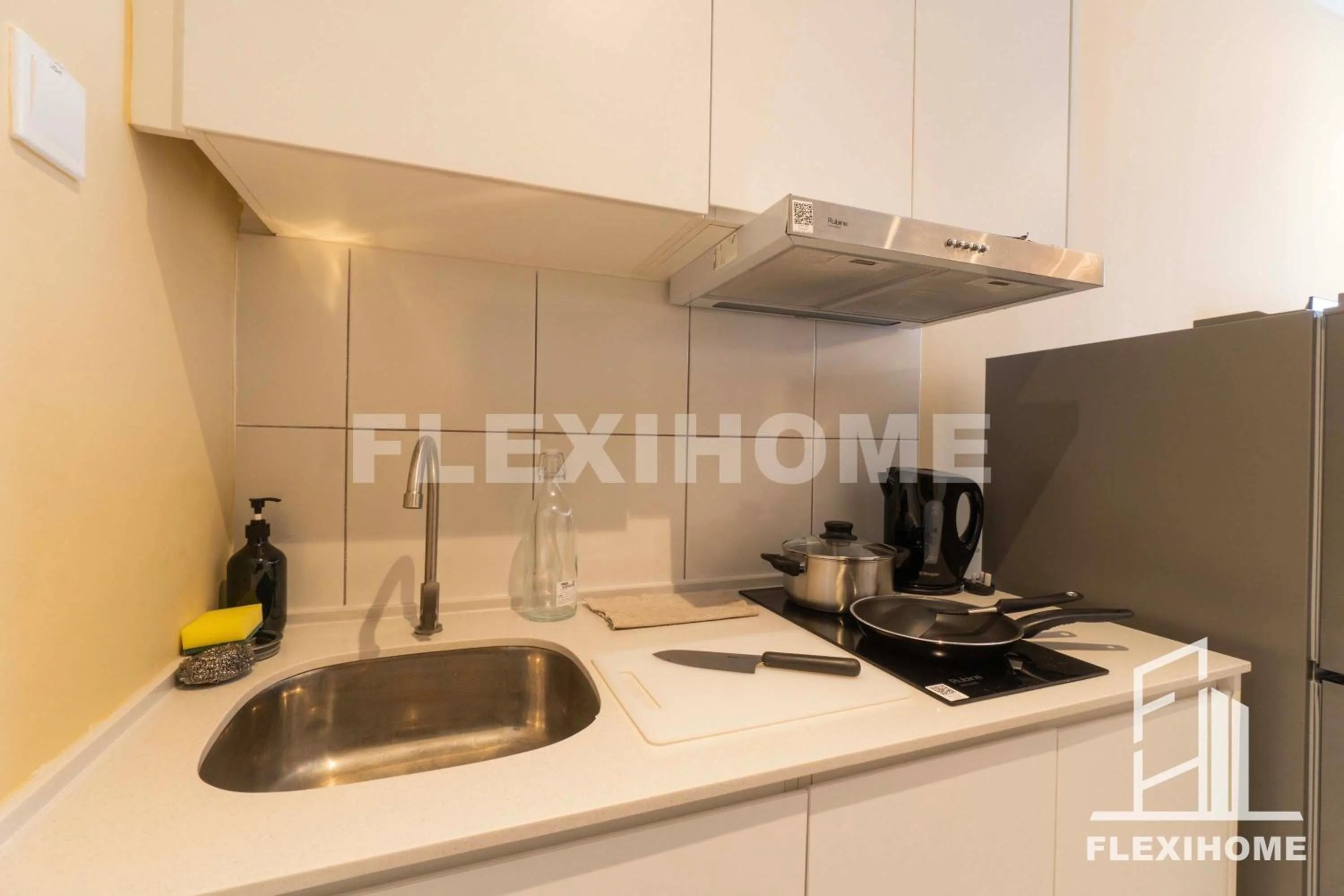 KLIA-KLIA 2, Comfy Studio, Horizon Suites Sepang-Dengkil by Flexihome-MY