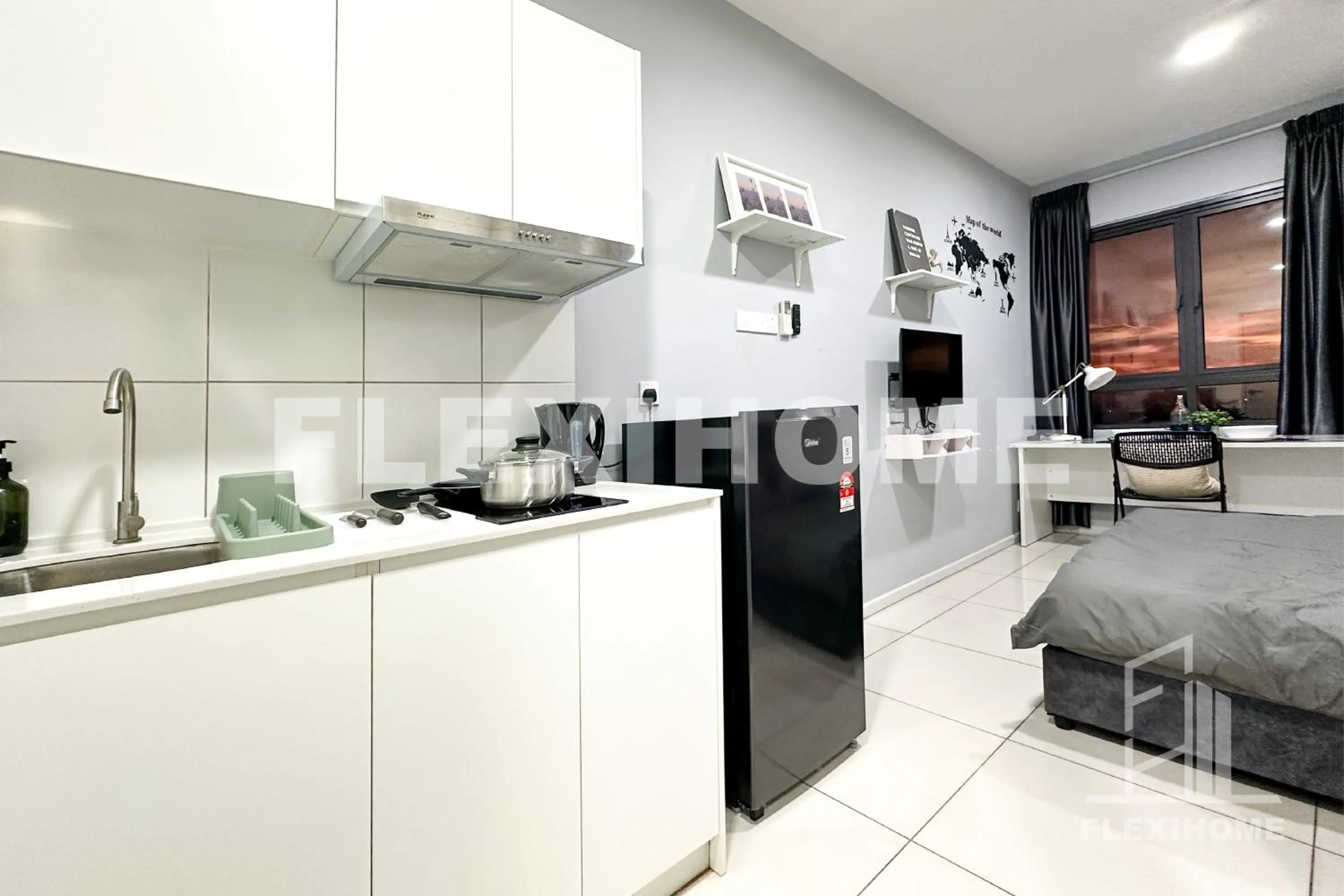 Kitchen or kitchenette in KLIA-KLIA 2, Comfy Studio, Horizon Suites Sepang-Dengkil by Flexihome-MY