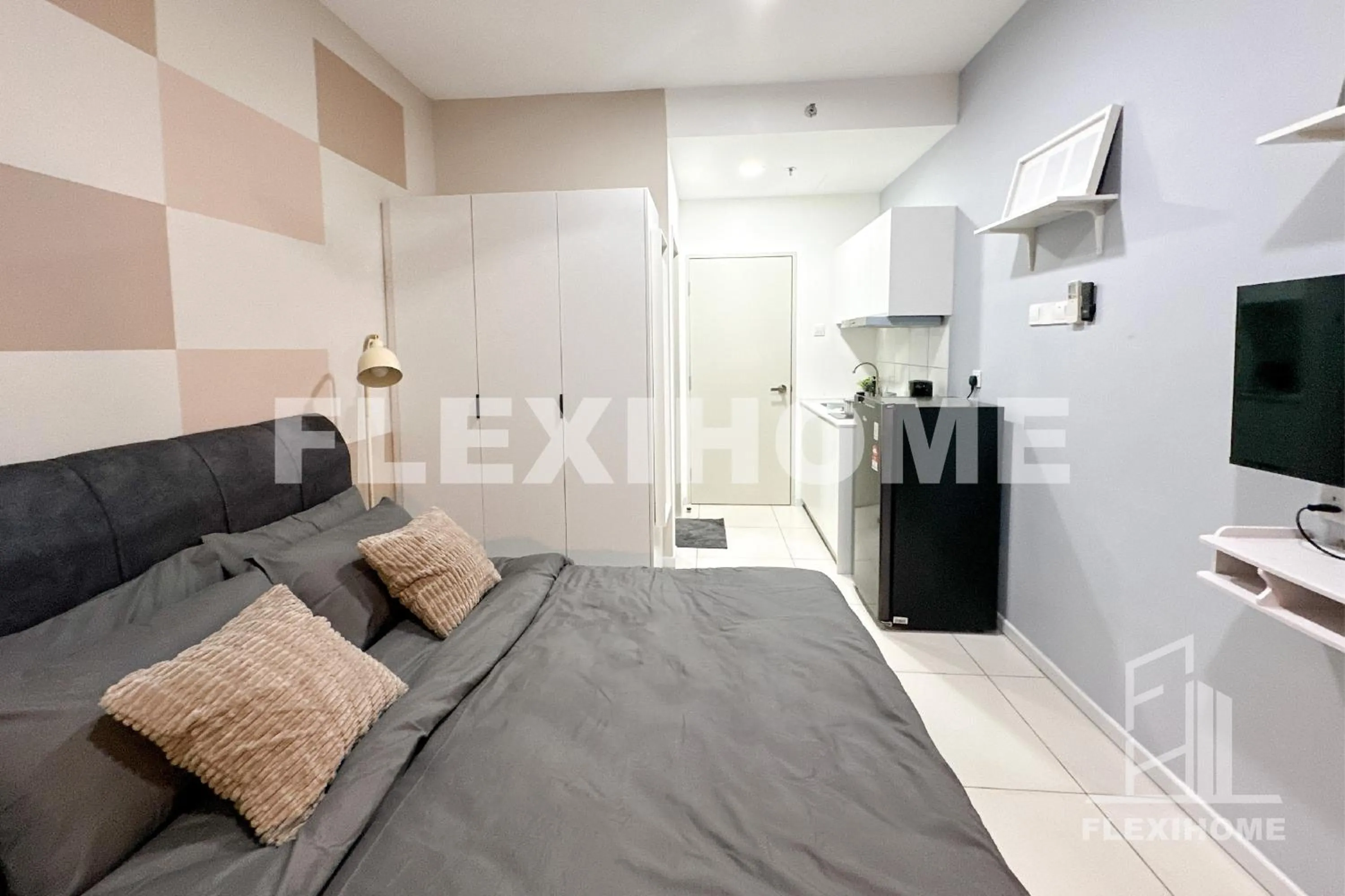 Bed in KLIA-KLIA 2, Comfy Studio, Horizon Suites Sepang-Dengkil by Flexihome-MY