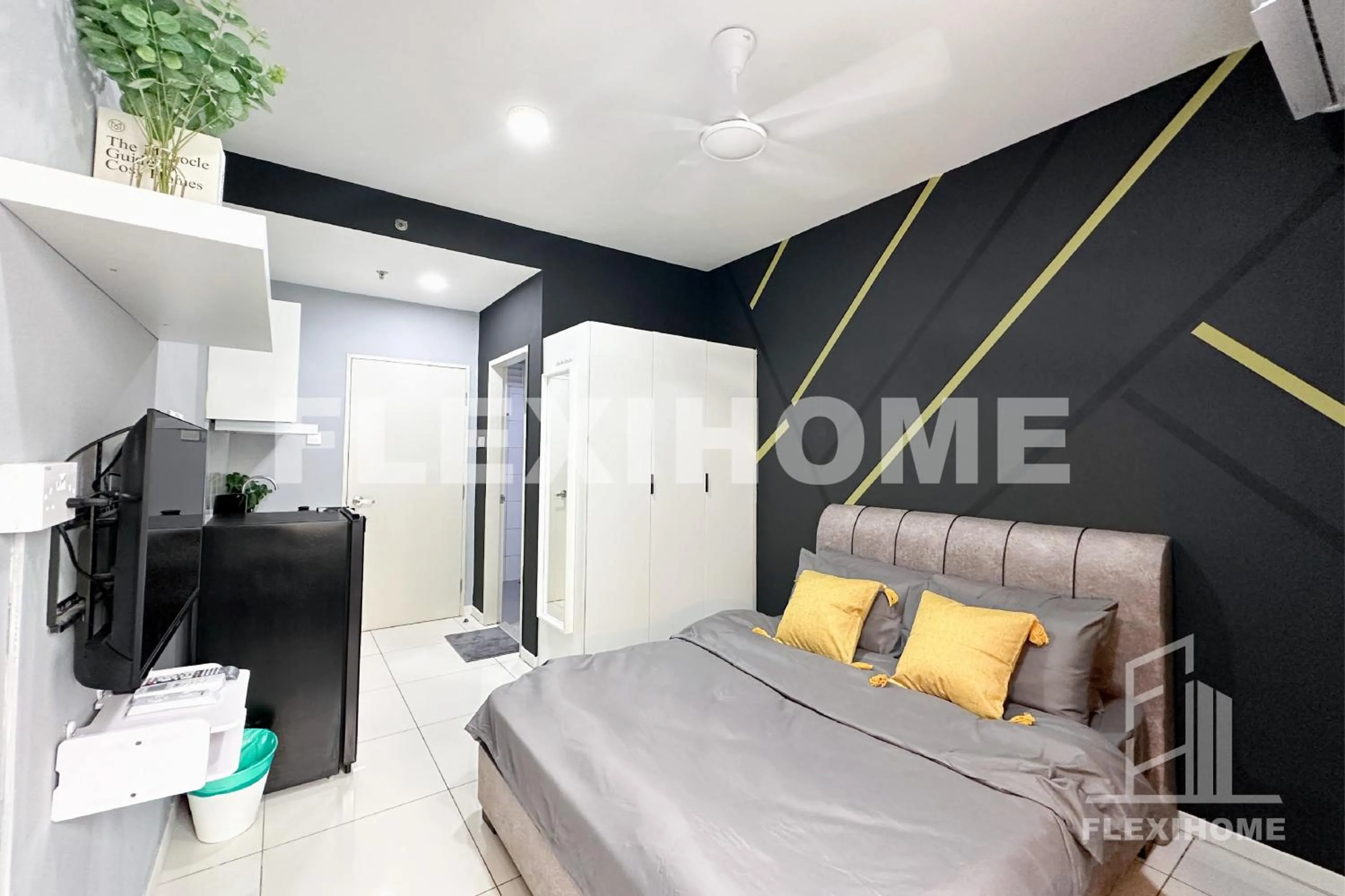 Bed in KLIA-KLIA 2, Comfy Studio, Horizon Suites Sepang-Dengkil by Flexihome-MY