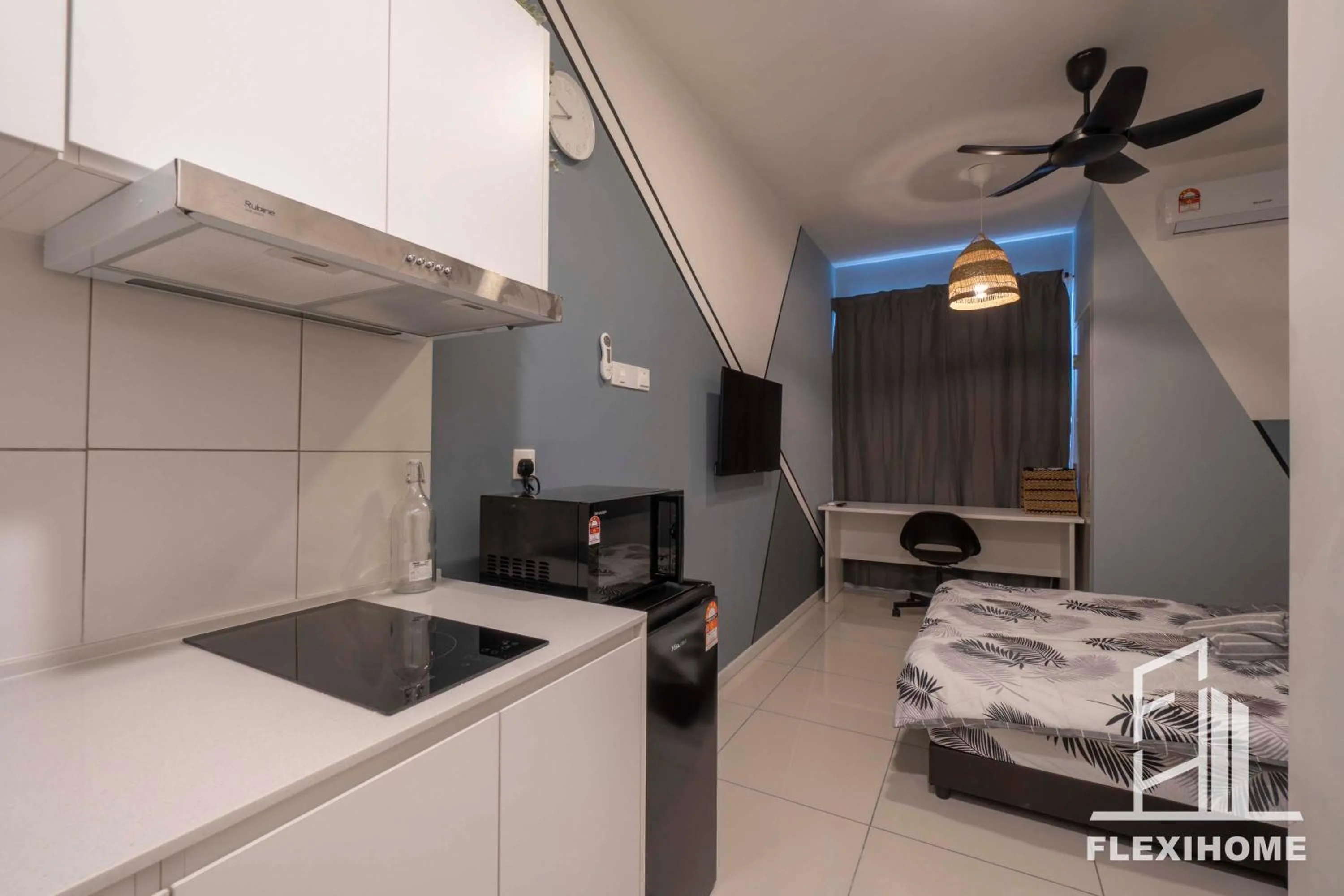 Bed in KLIA-KLIA 2, Comfy Studio, Horizon Suites Sepang-Dengkil by Flexihome-MY