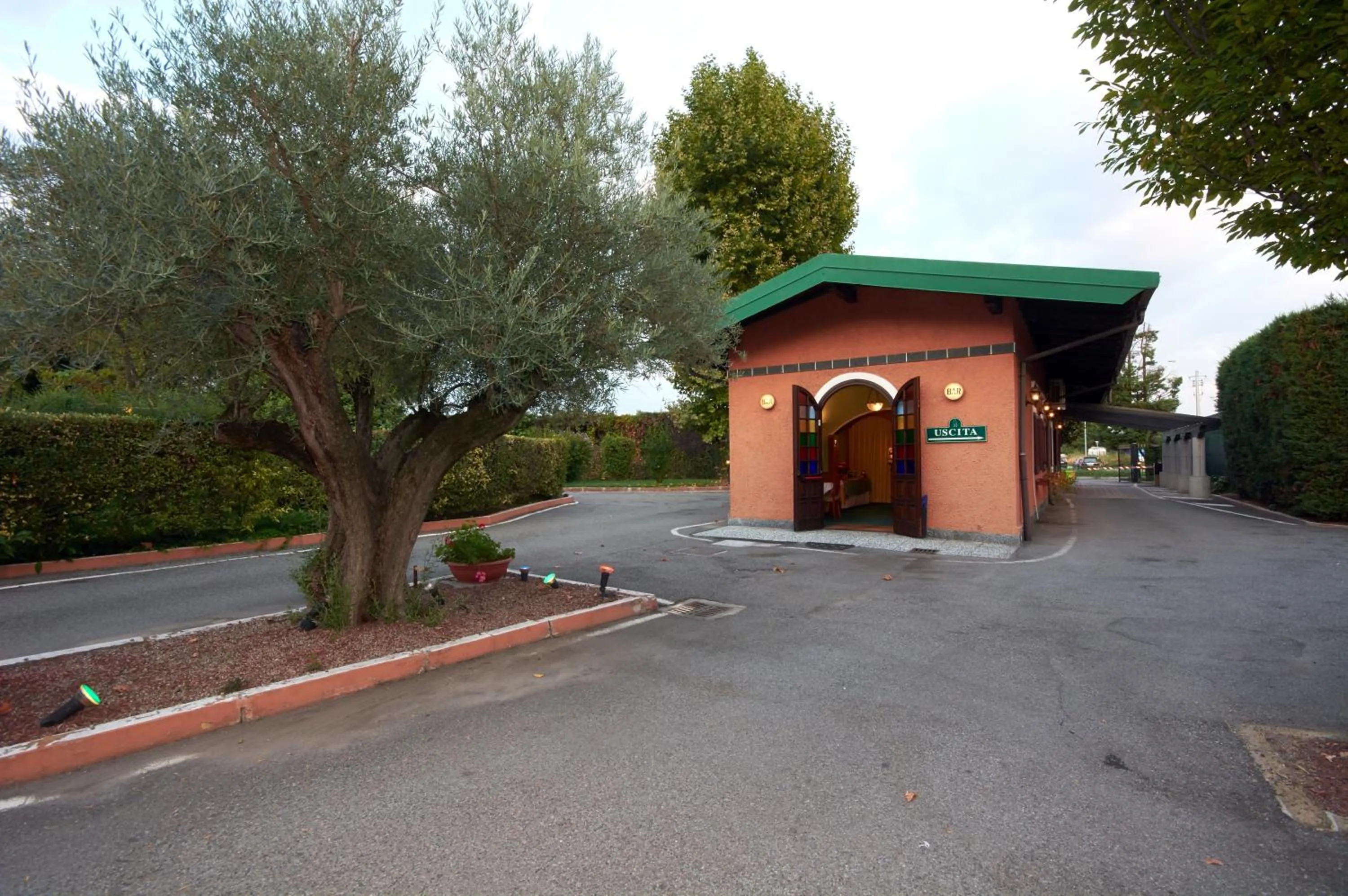 Facade/entrance in Motel Hotel Charlie