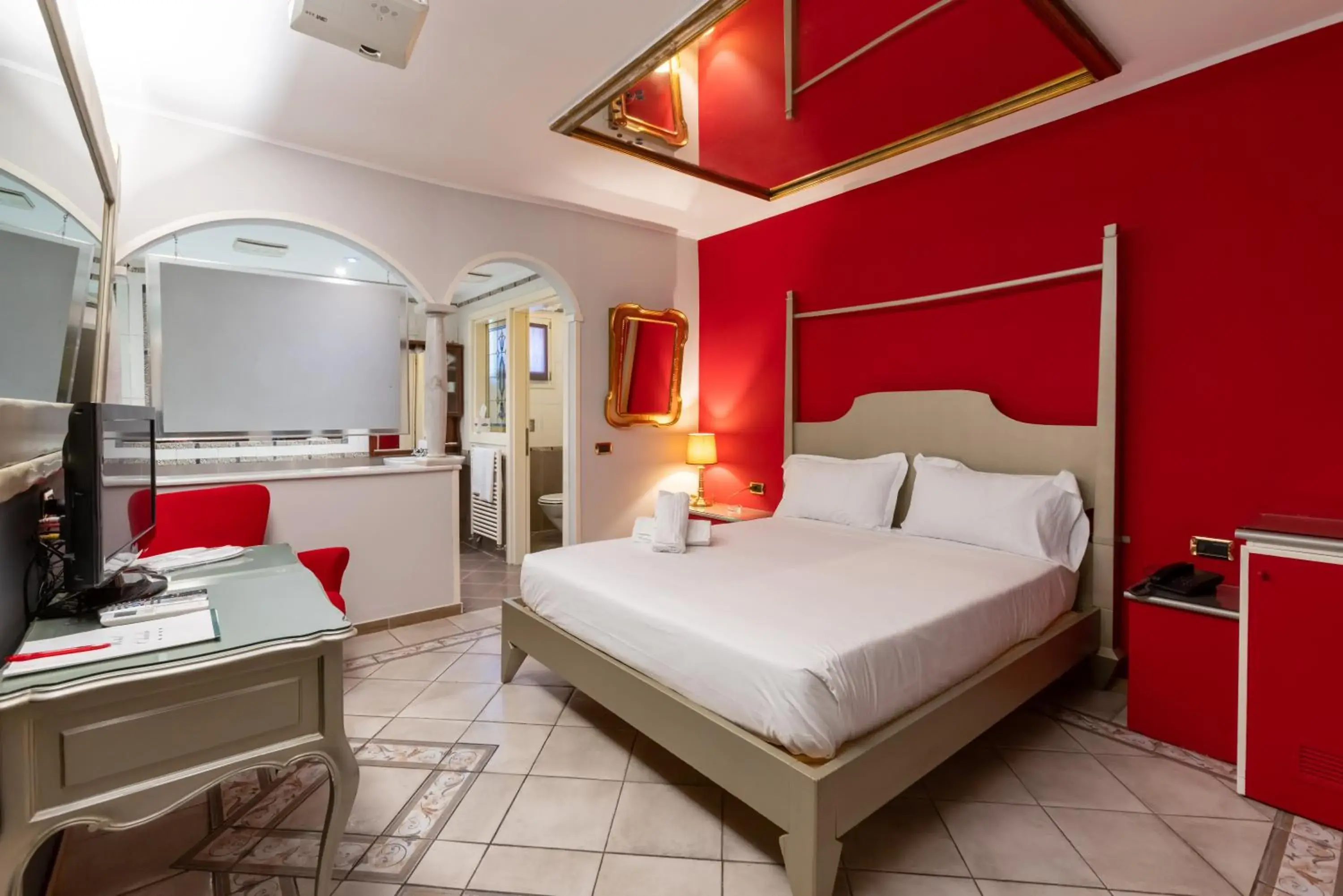 Superior Double Room - single occupancy in Motel Hotel Charlie Superior Double Room - single occupancy in Motel Hotel Charlie