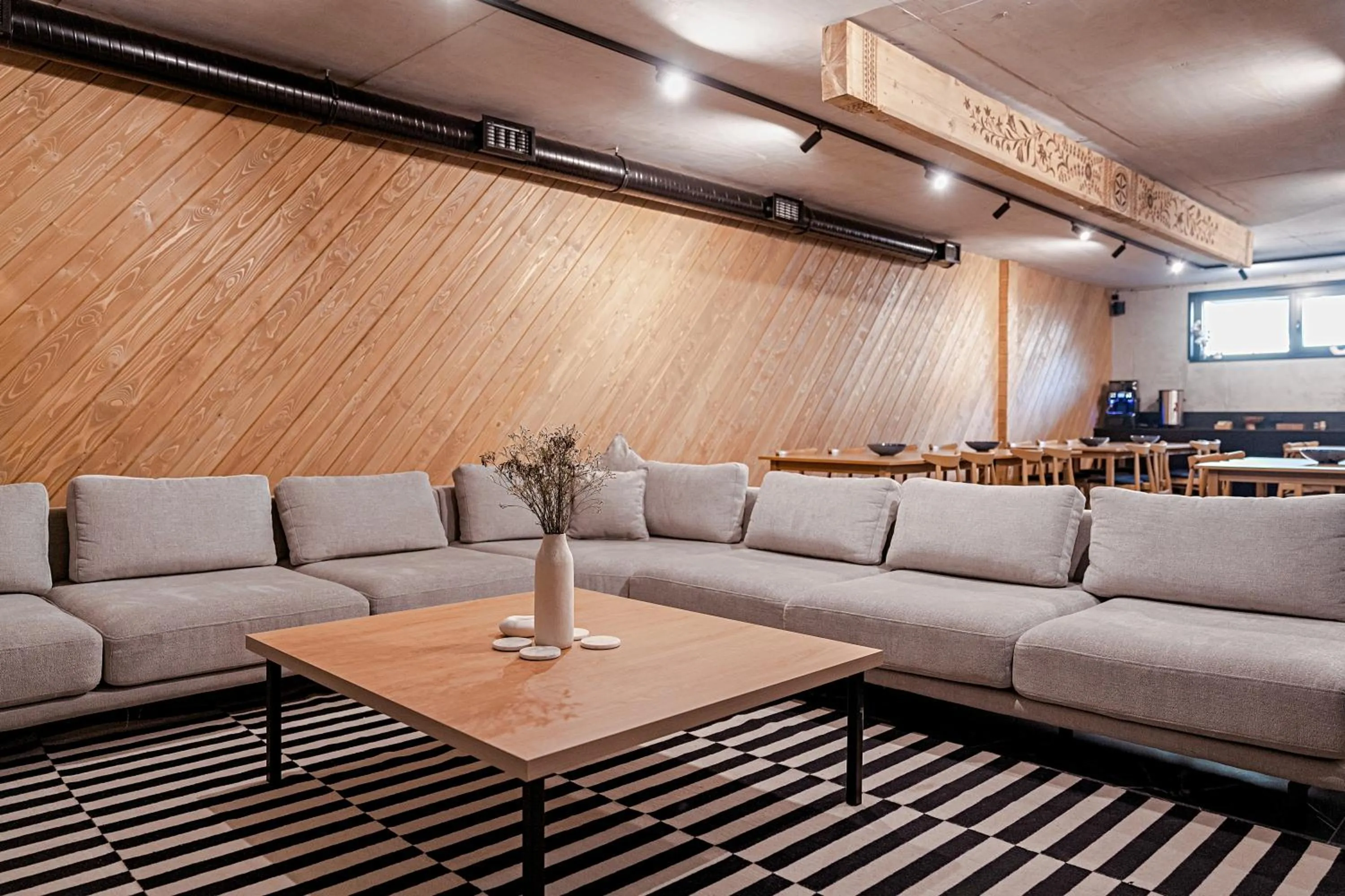 Communal lounge/ TV room in Lipowy Dwór