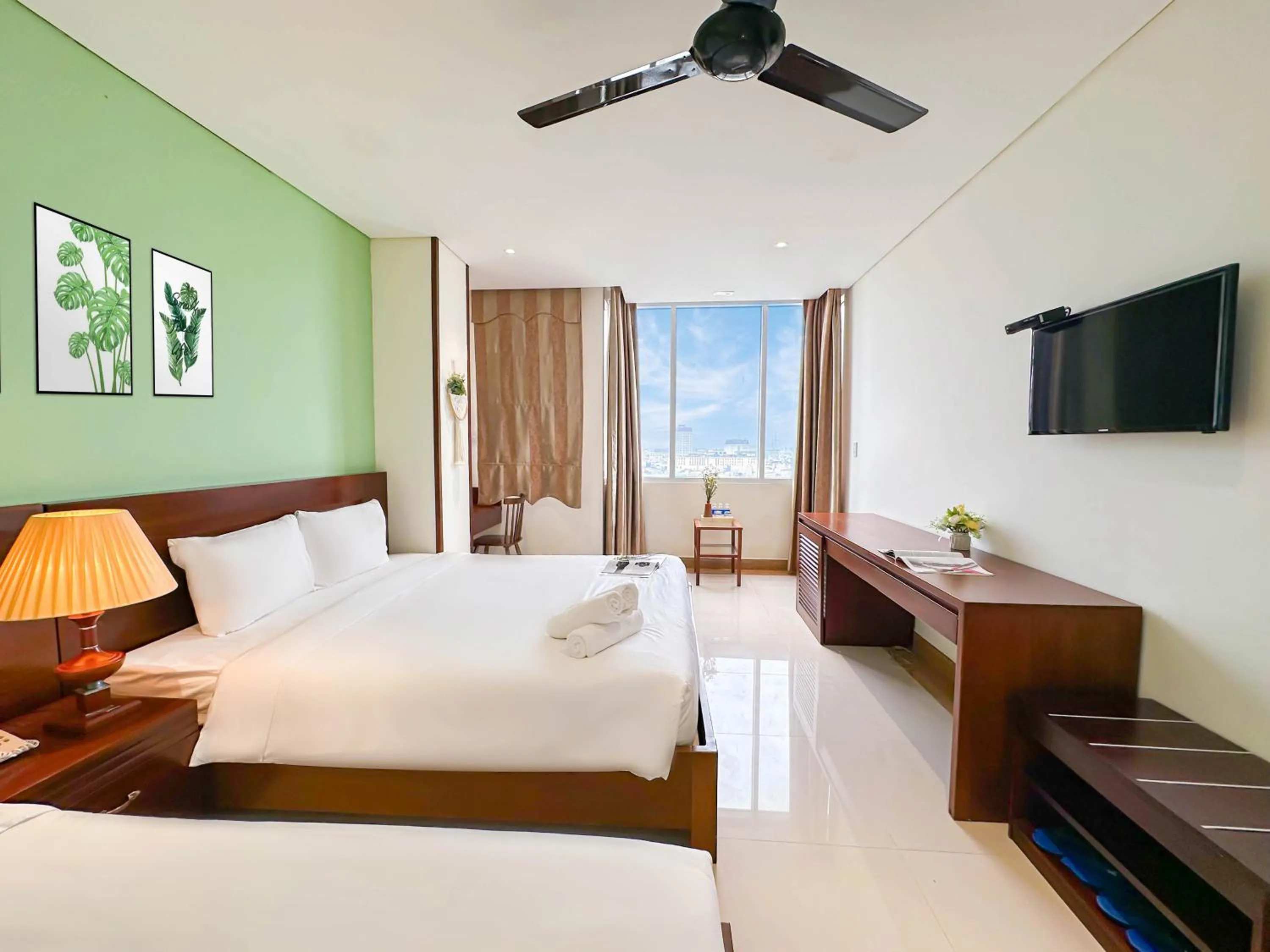 Photo of the whole room, Bed in Doha Central Bliss Danang Hotel by Haviland