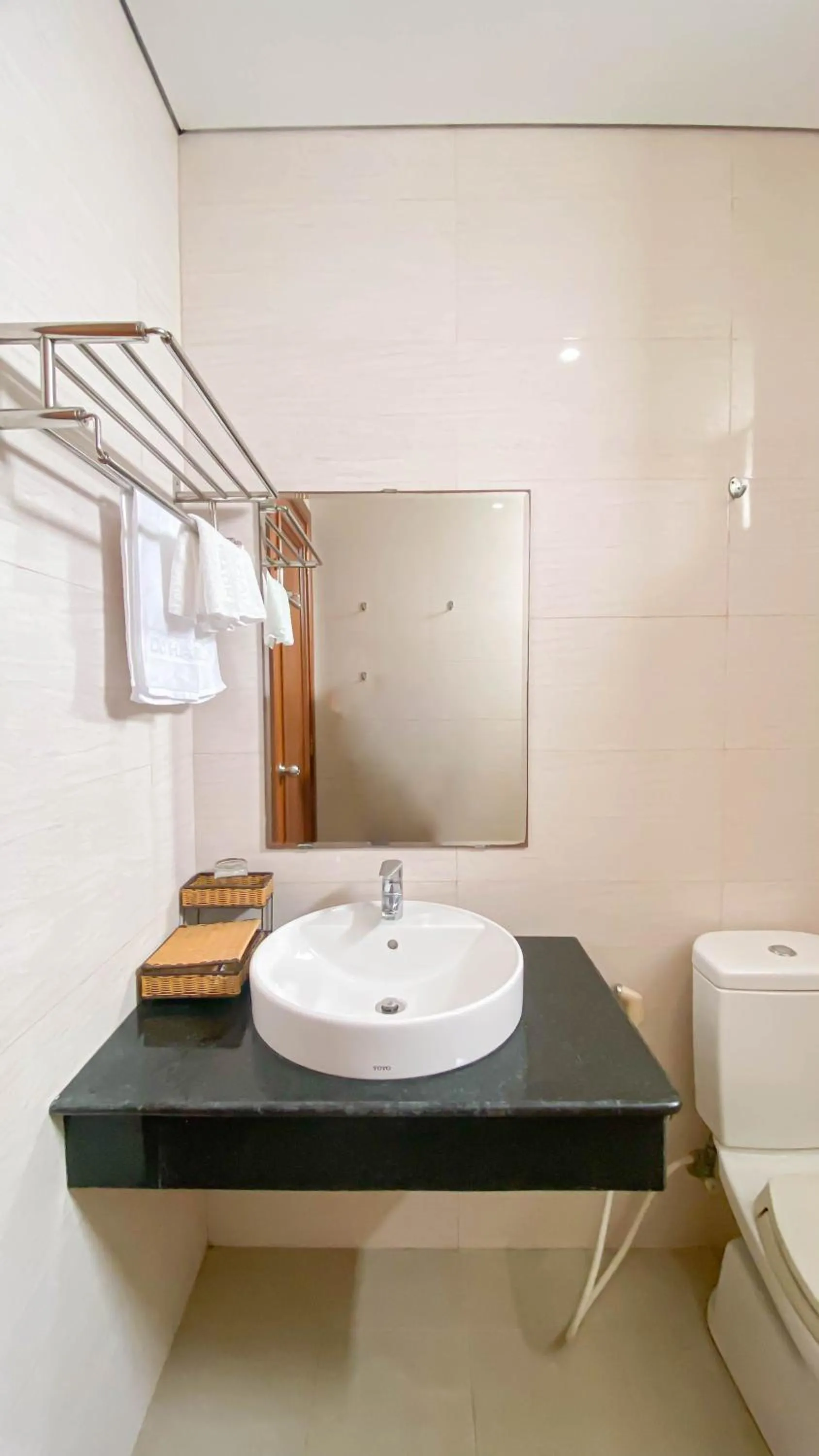 Toilet in Doha Central Bliss Danang Hotel by Haviland