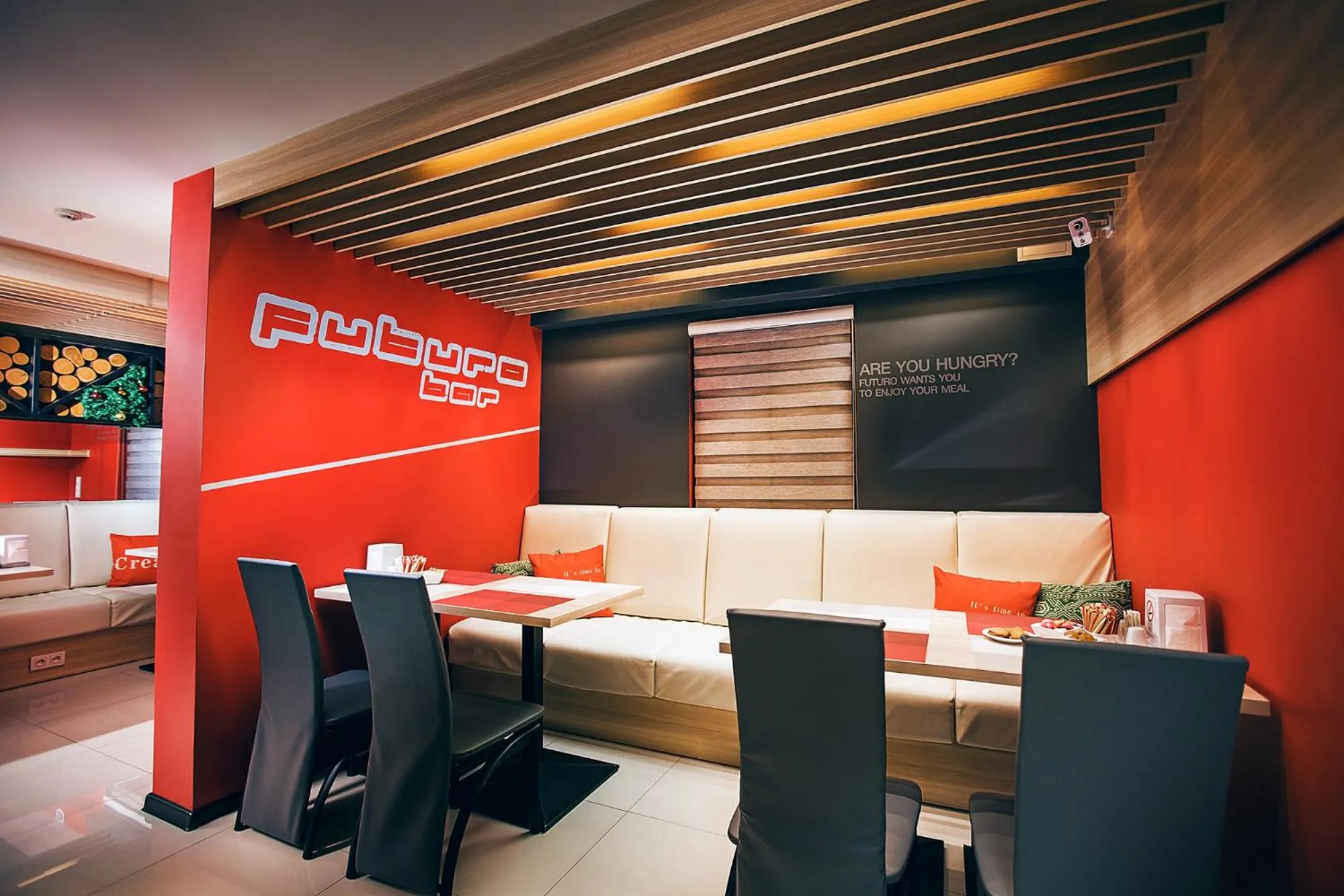 Restaurant/places to eat in Futuro Hotel Bishkek