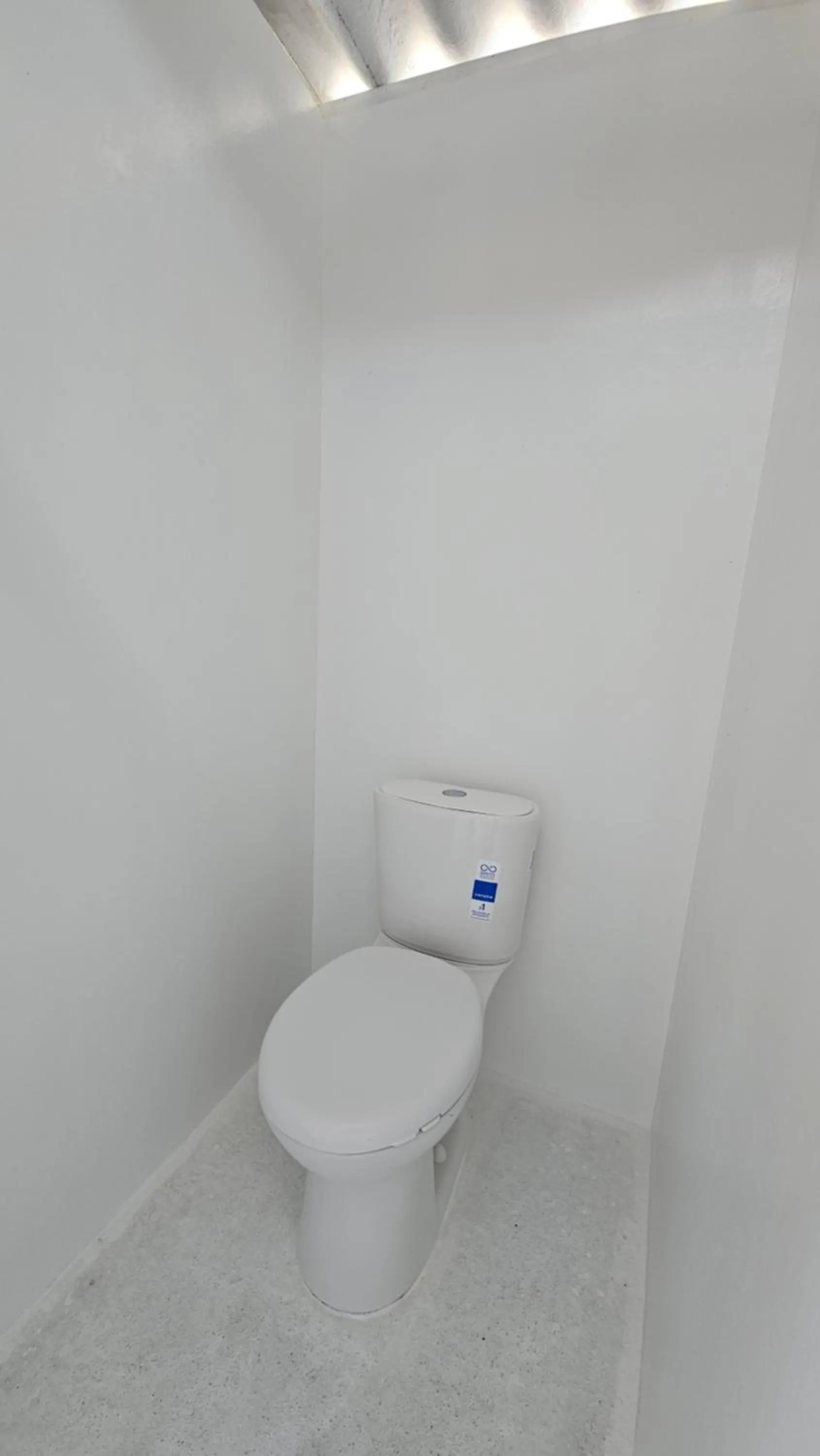 Bathroom in Mom's house Colombia