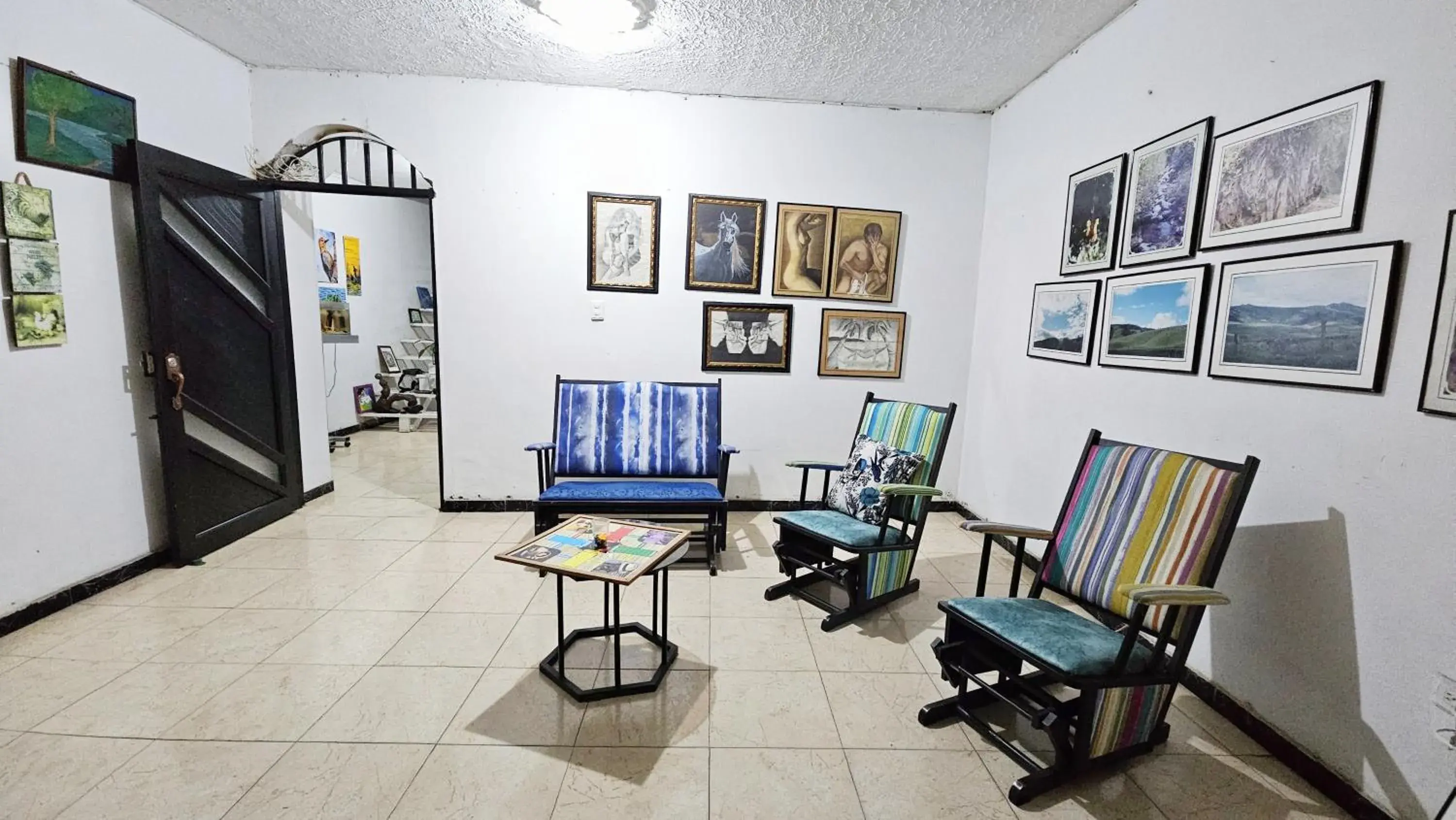 Double Room with Private Bathroom in Mom's house Colombia Double Room with Private Bathroom in Mom's house Colombia