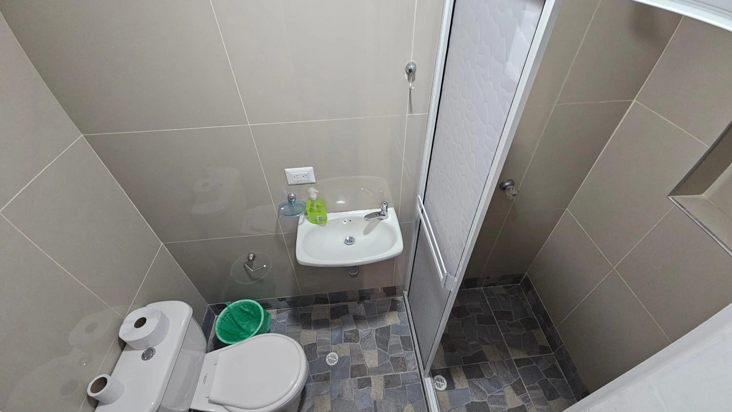 Shower in Mom's house Colombia