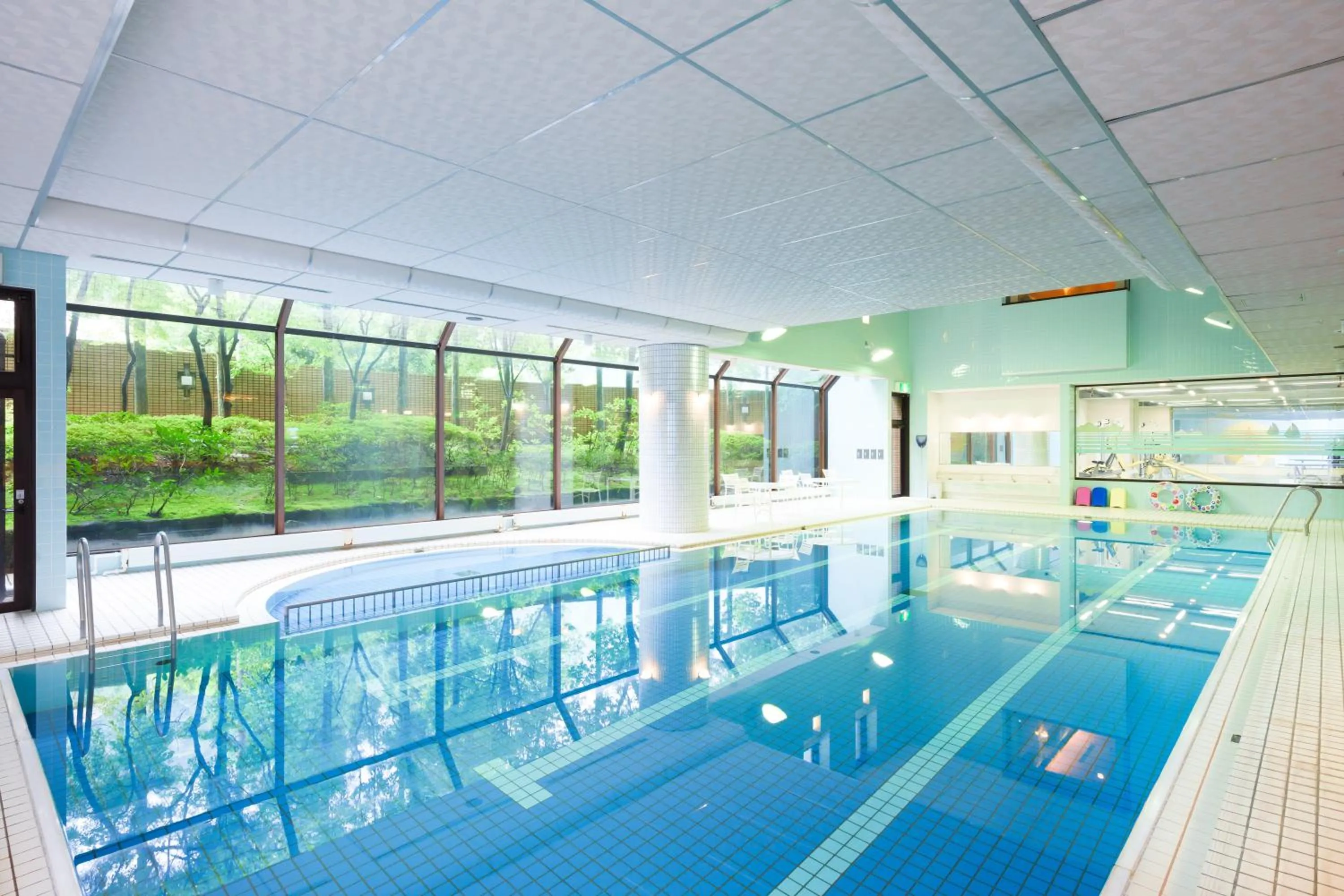Swimming pool in Grandvrio Hotel Unazukionsen