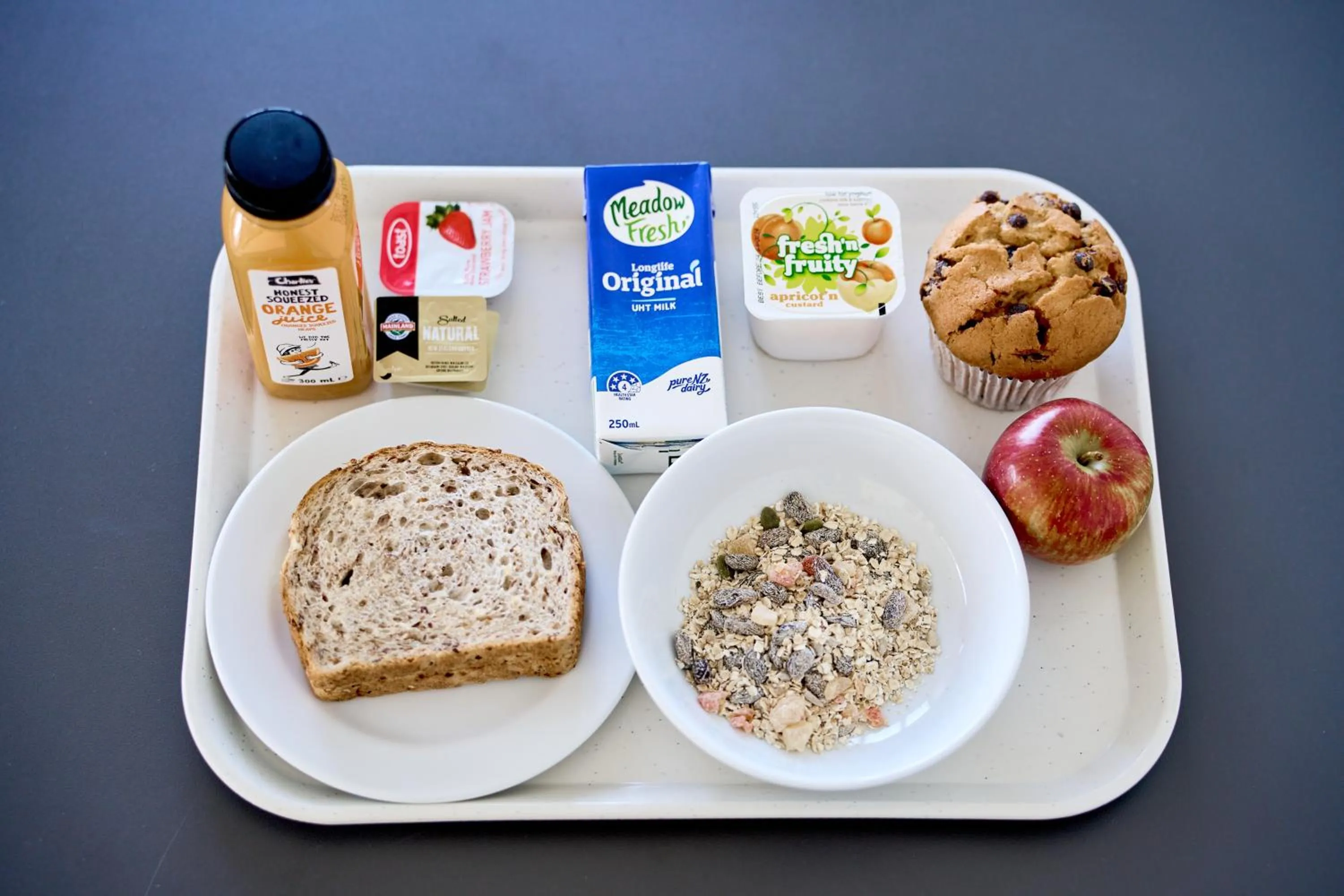 Breakfast in Sojourn Apartment Hotel - Ghuznee