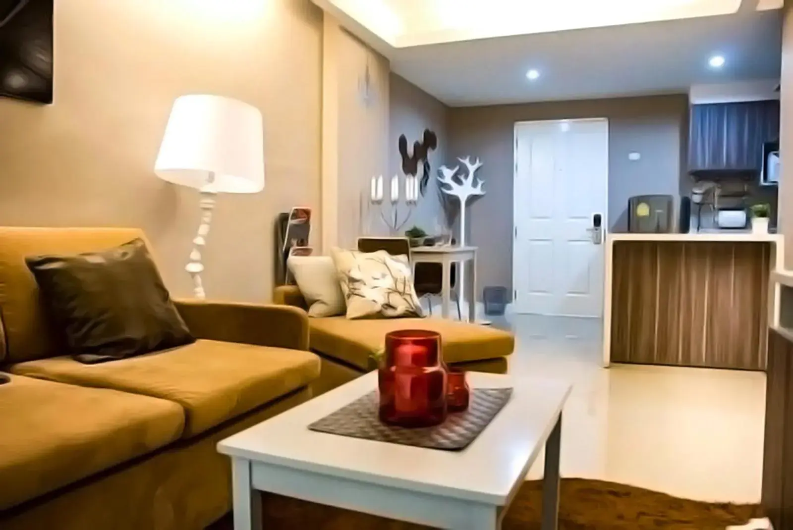 Living room in Jpark Residences at Thammasat Rangsit Living room in Jpark Residences at Thammasat Rangsit