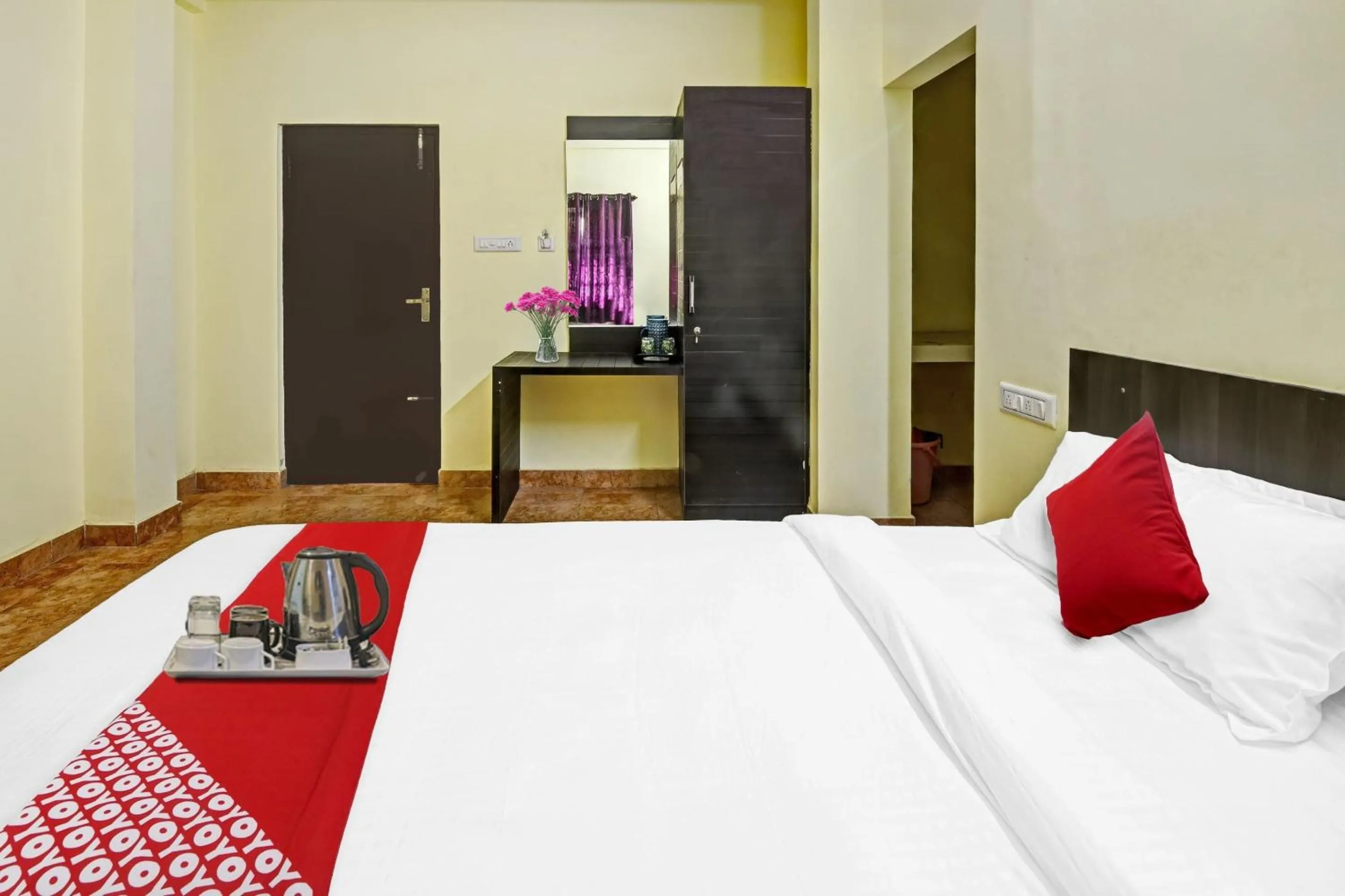 Bedroom in Hotel O Honnagiri Residency