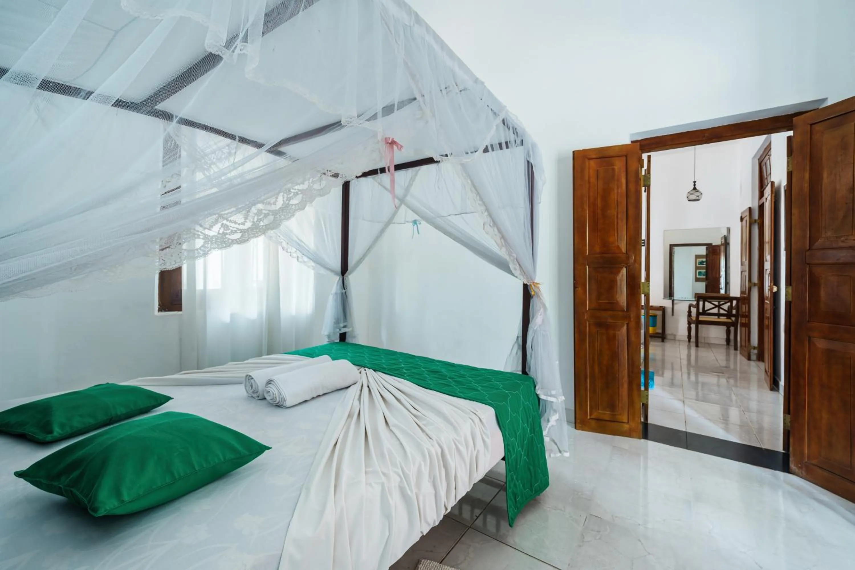 Bed in Villa 80