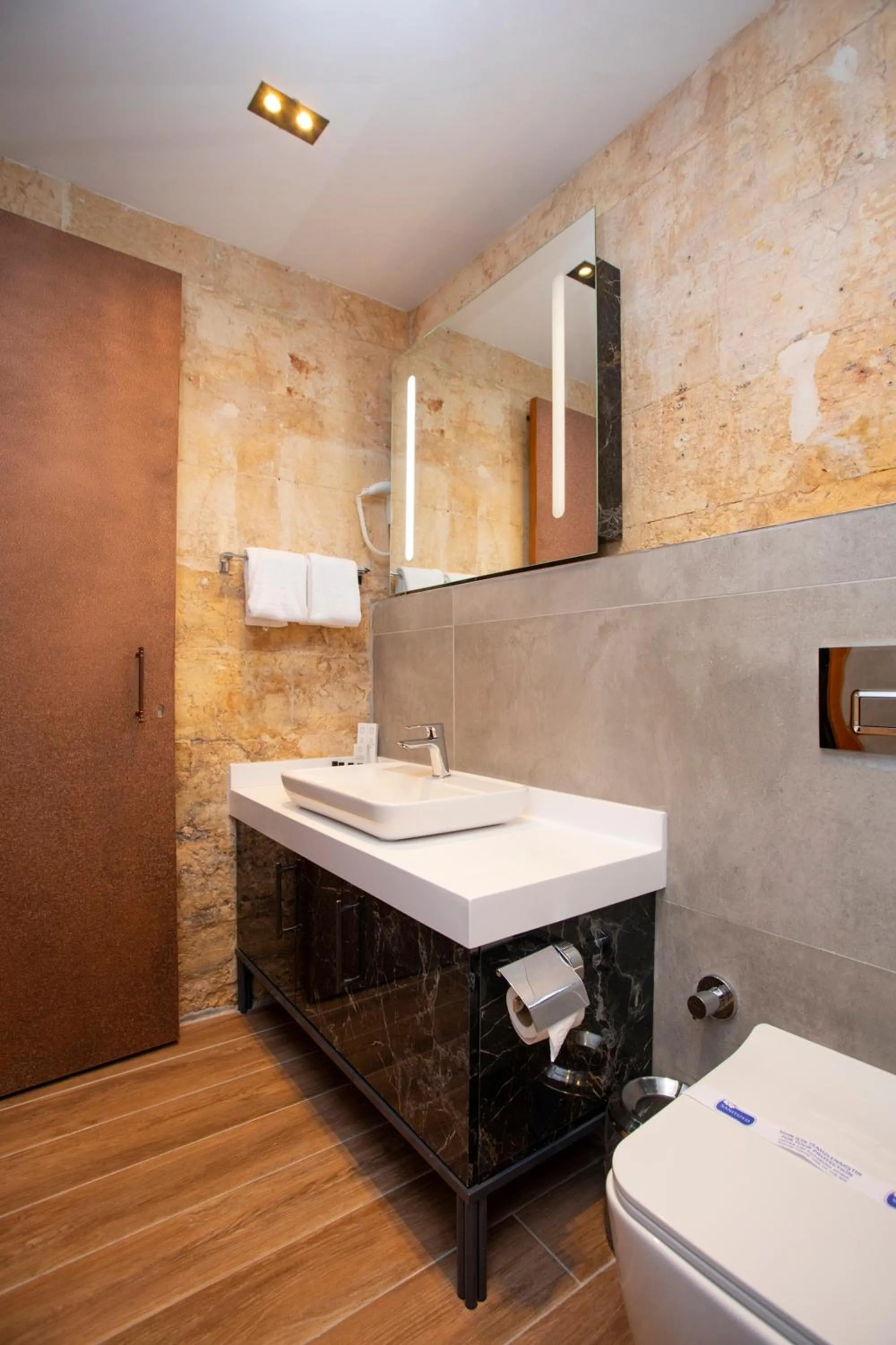 Bathroom in Bayazhan Hotel ve Restaurant