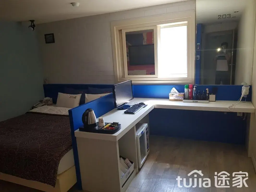 Bed in Cube Hotel Bed in Cube Hotel